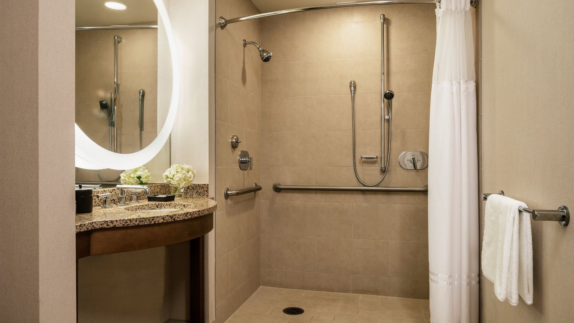 1/3 Hyatt Regency Orlando ADA Shower