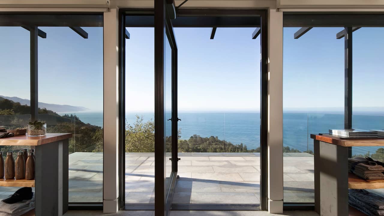 Art Gallery restaurant balcony overlooking the ocean