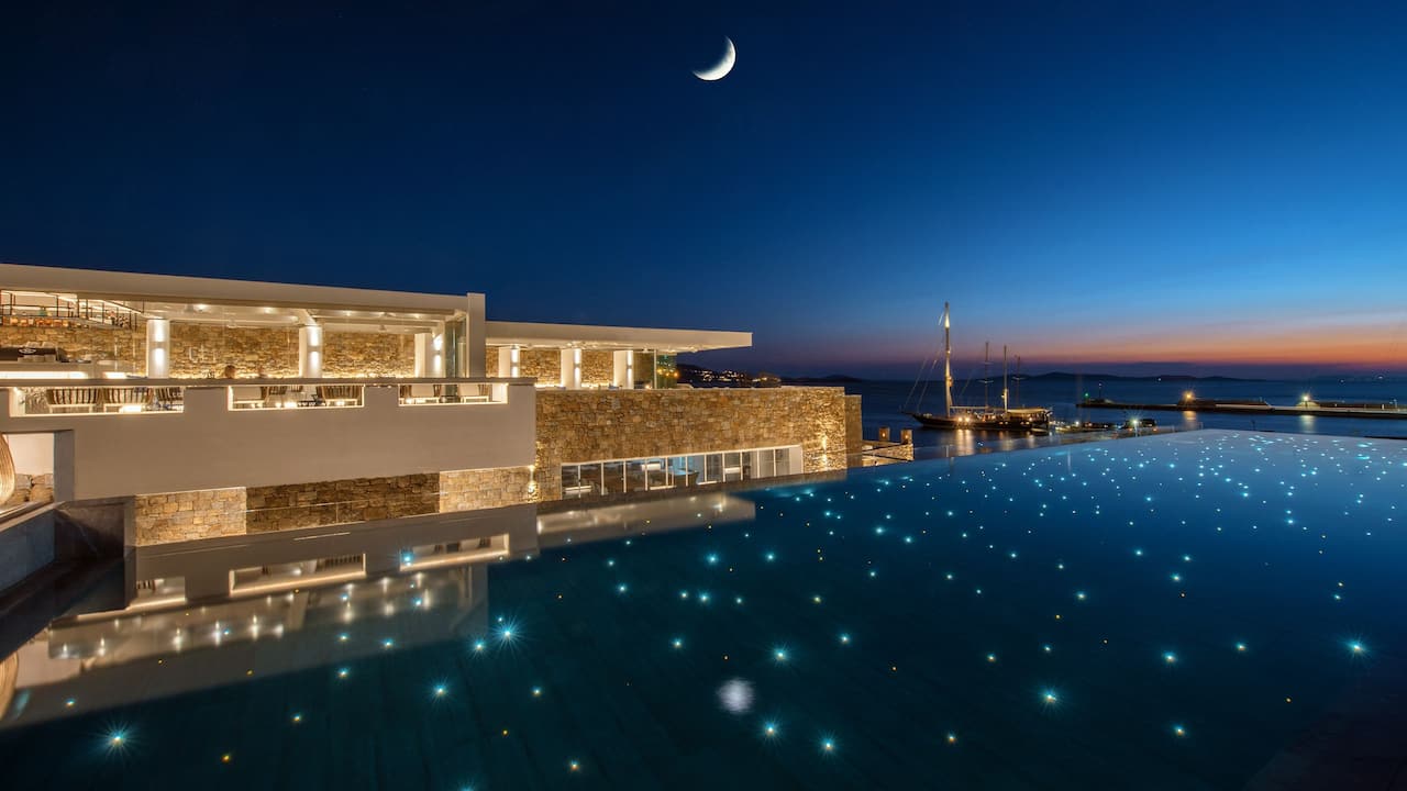 Pool Club with Star Light Pool