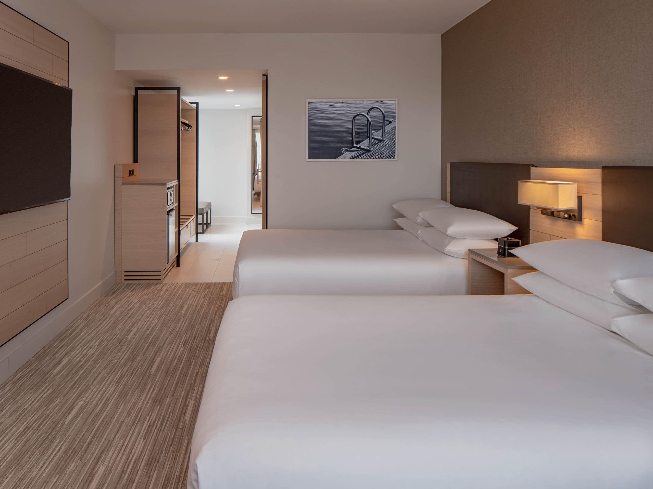 Hyatt Regency Seattle Corner Double