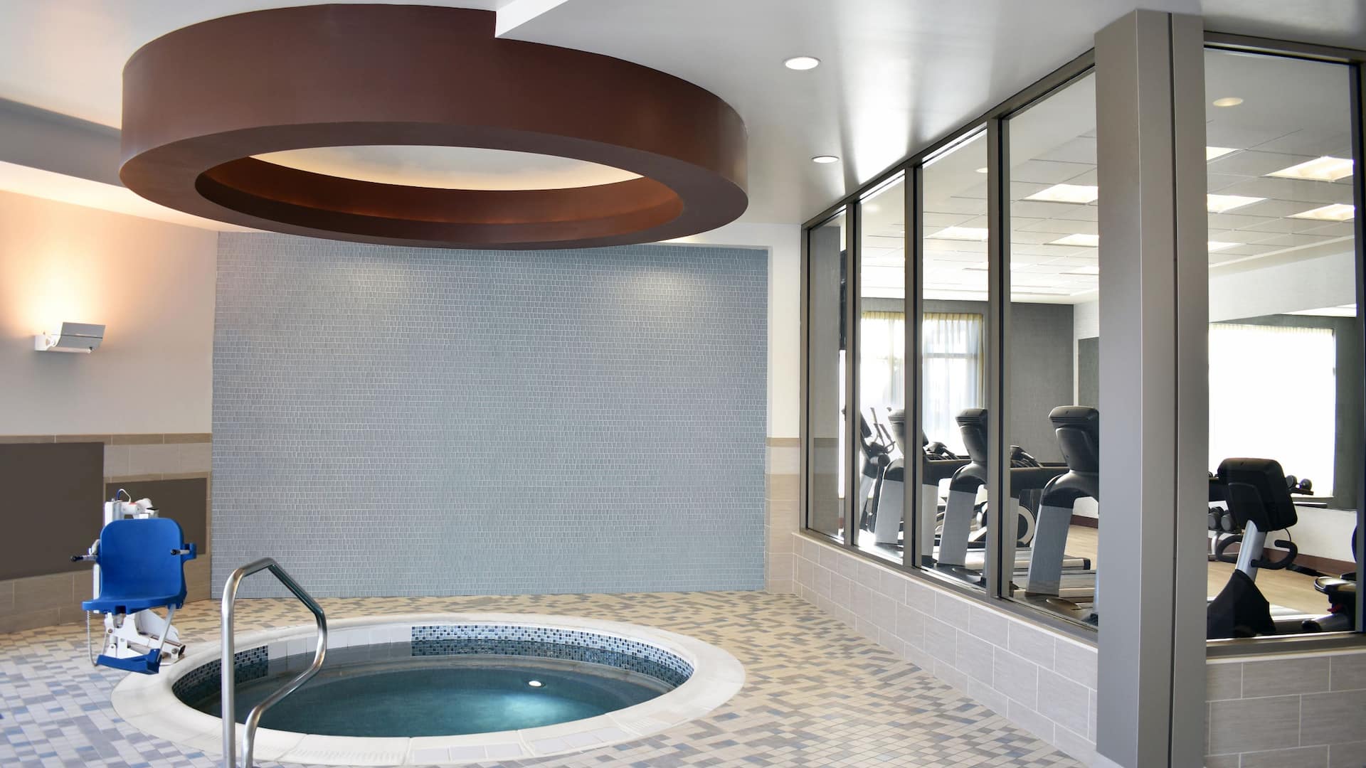 Hyatt Place Buffalo/Amherst Jetted Tub