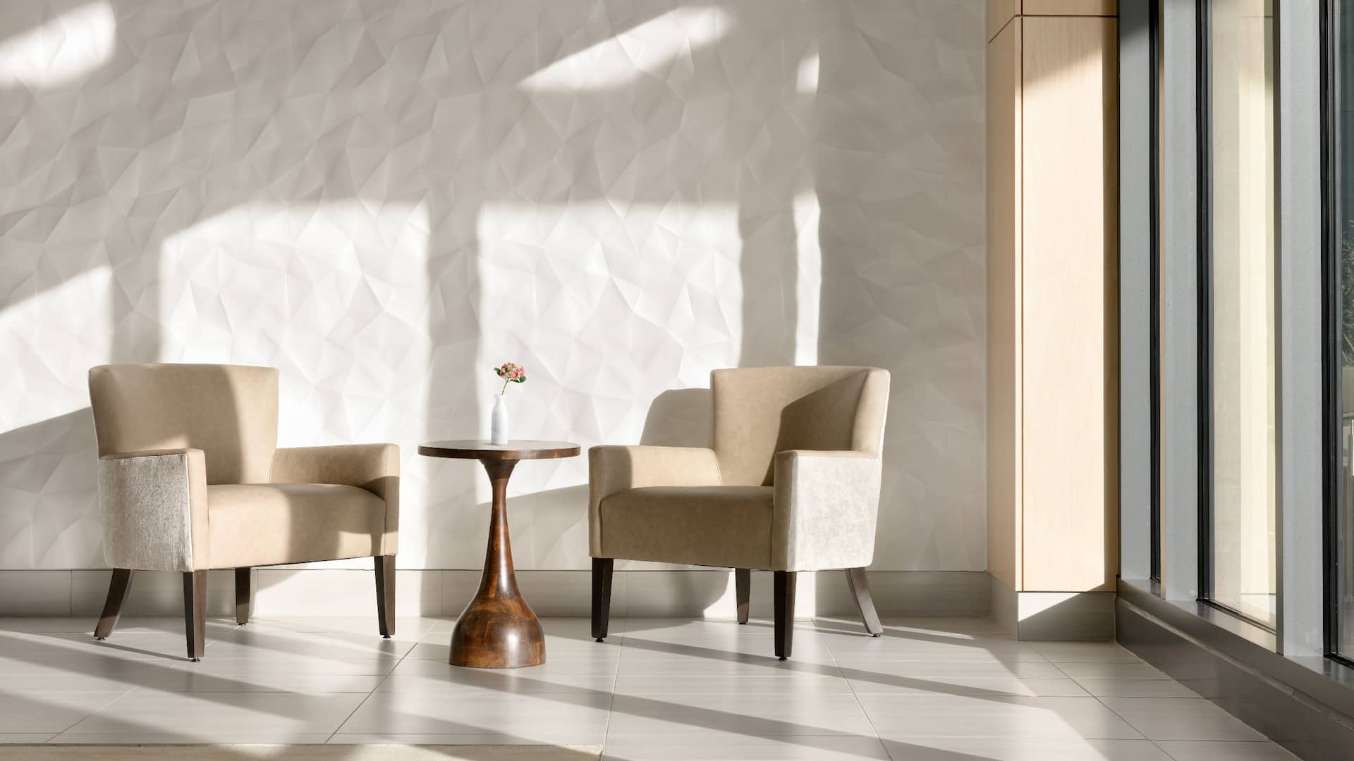 Hyatt Place Pasadena Lobby Seating