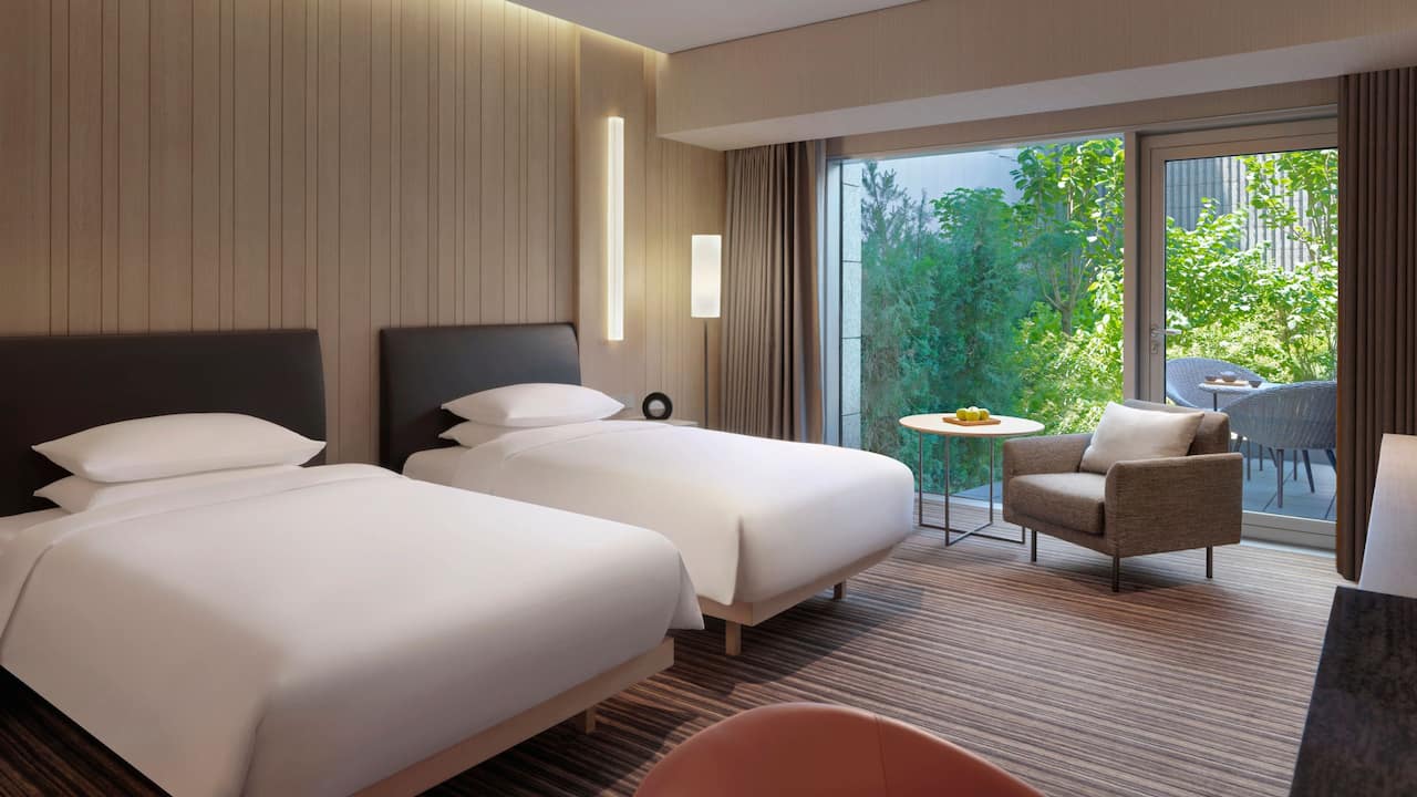 2 Twin Beds with Terrace