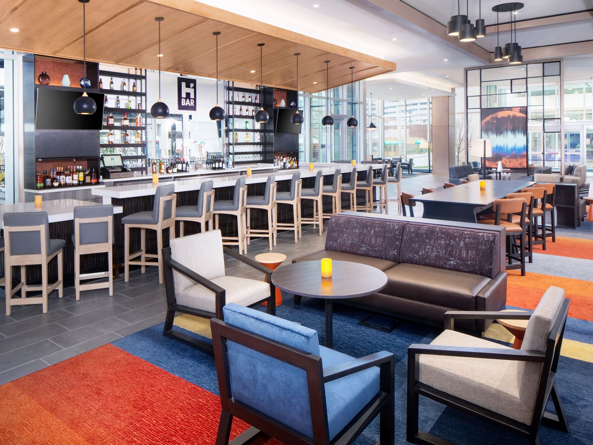 Hyatt House Nashville at Vanderbilt HBAR