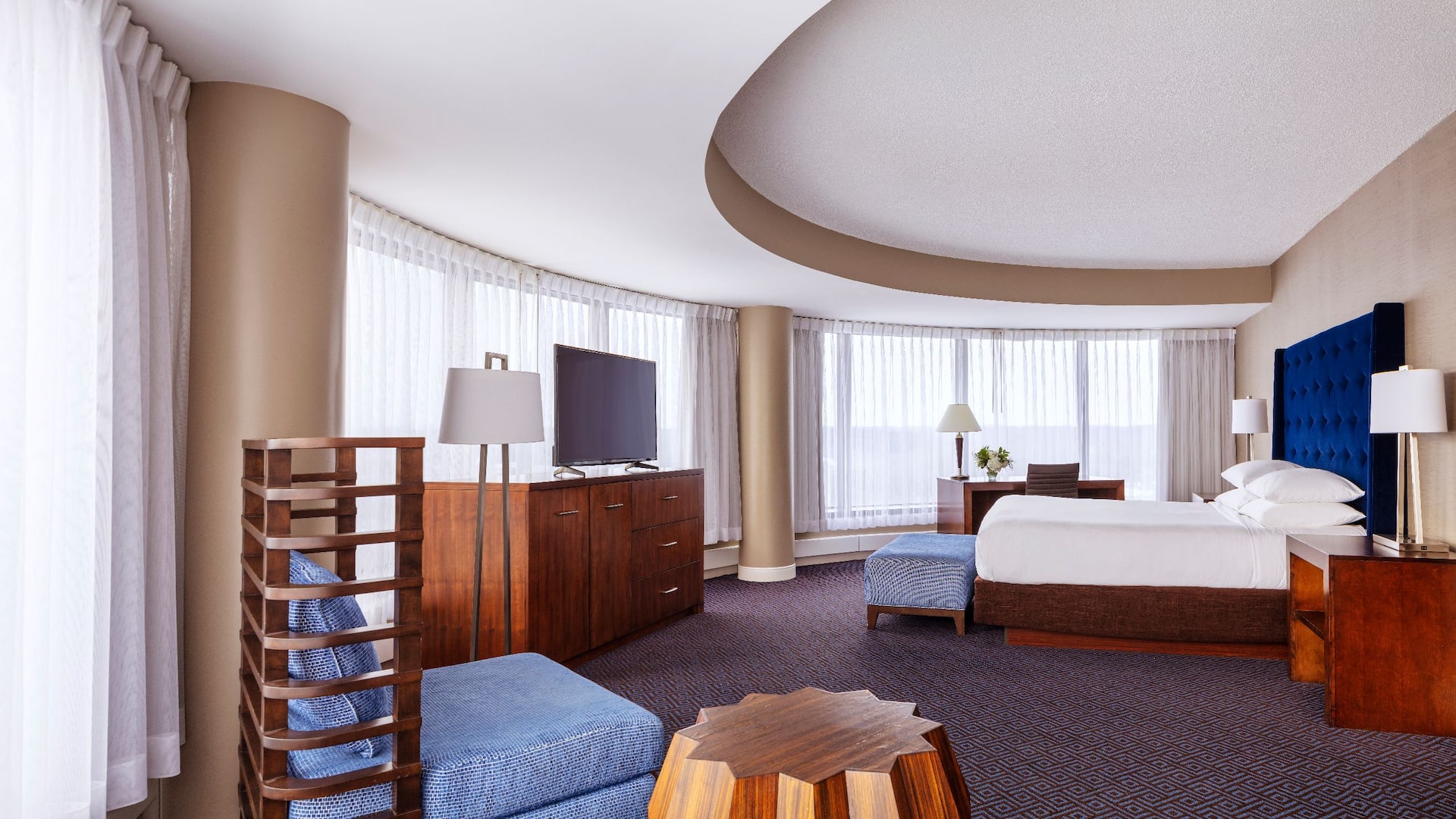 Hyatt Regency Lisle near Naperville Suite