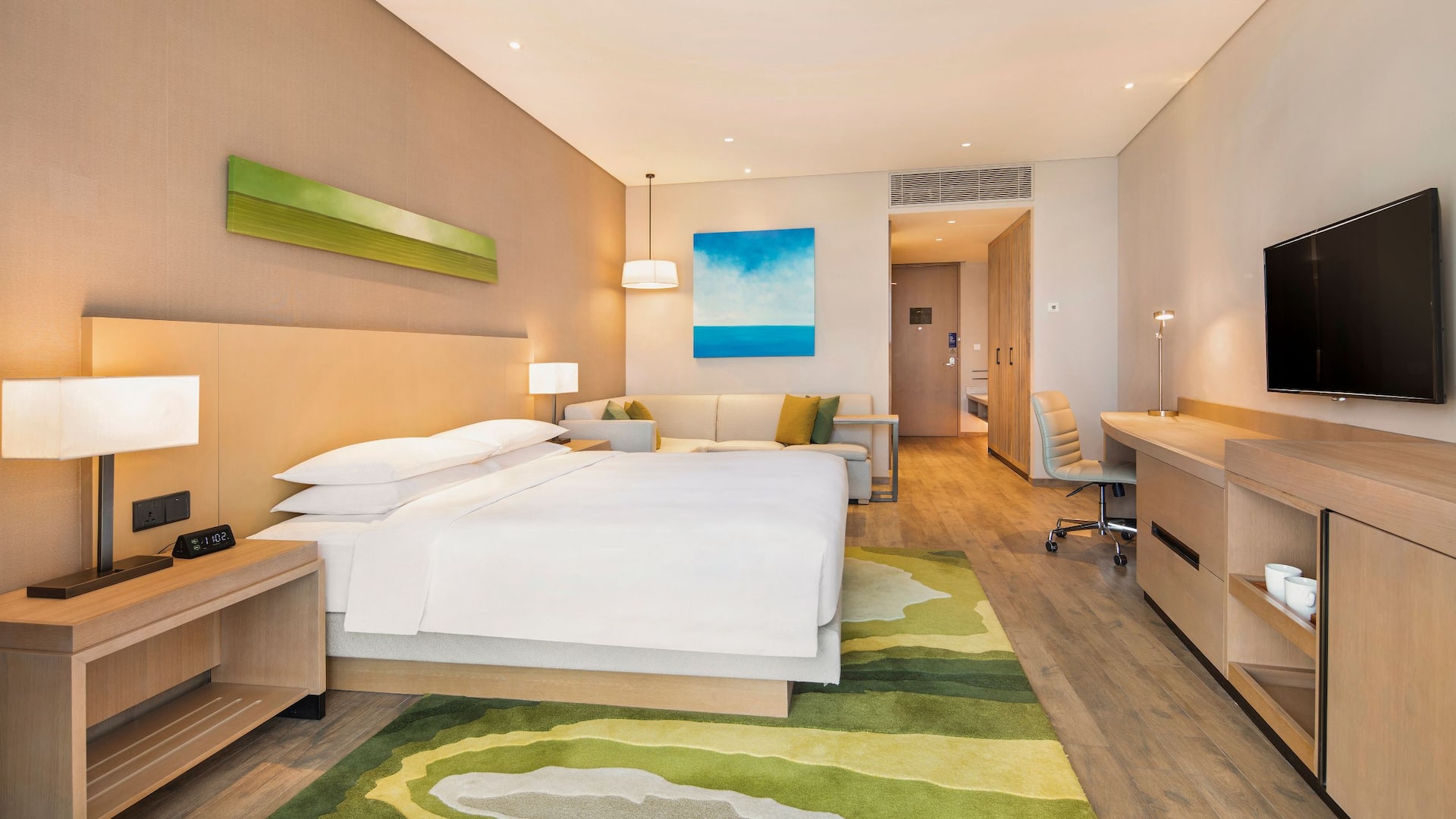 Hyatt Place Sanya City Center King Guestroom