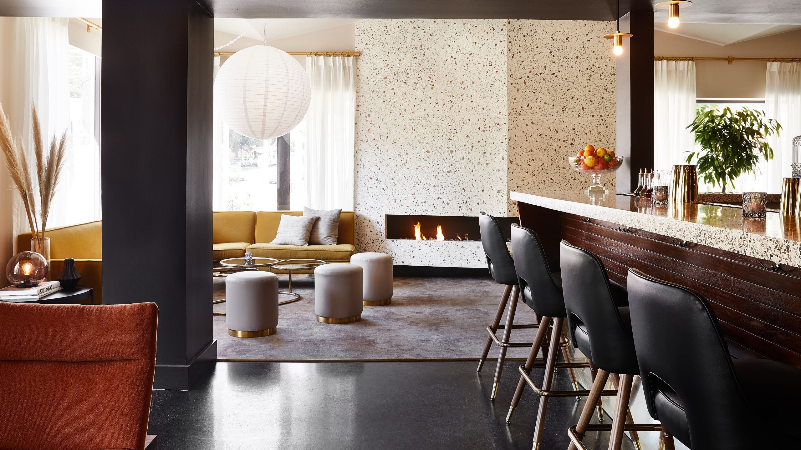 The Laurel Inn Laureate Bar and Lounge