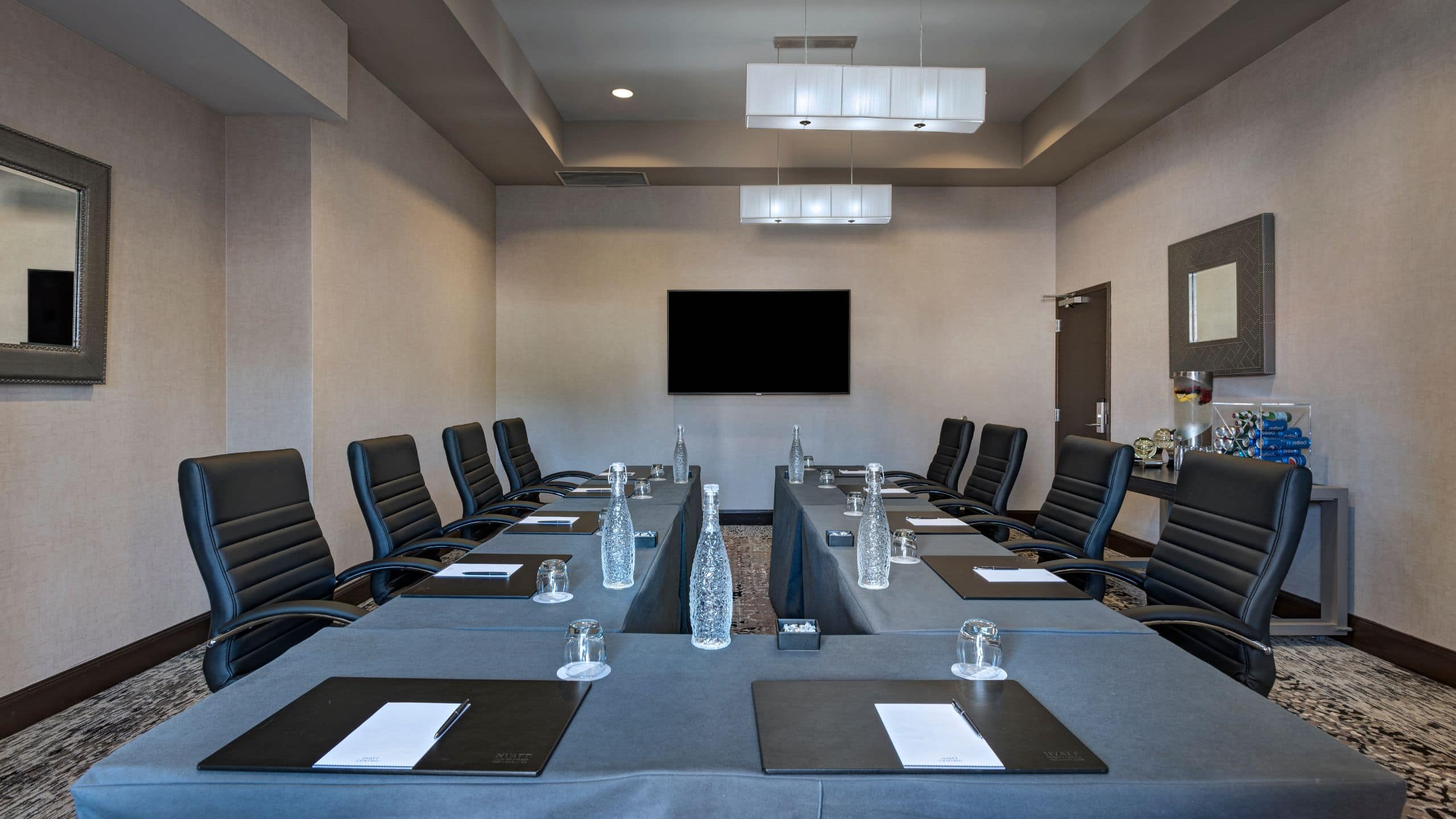 Hyatt Centric The Woodlands Cabana Ushape