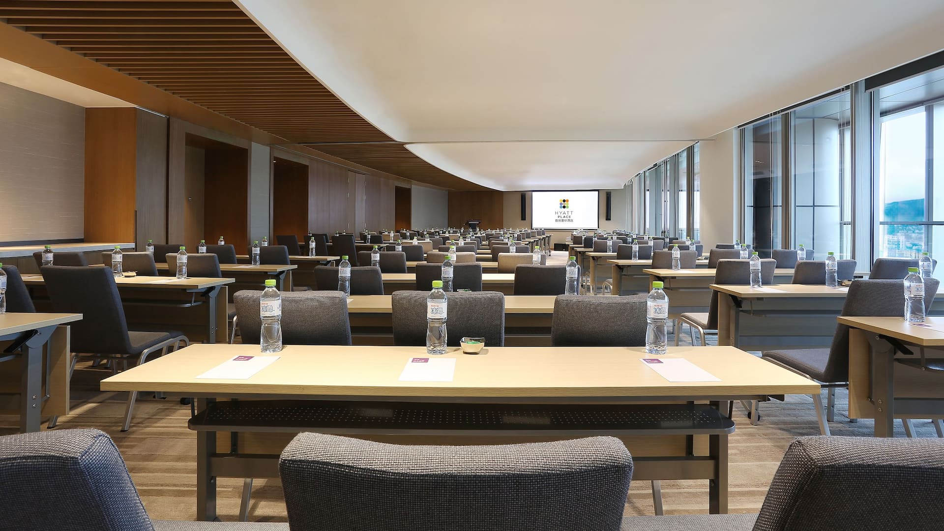 Hyatt Place Sanya City Center Meeting Room Classroom Setup