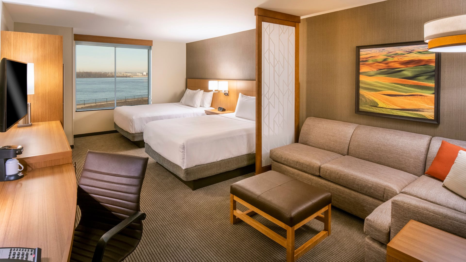 Hyatt Place East Moline / Quad Cities Two Queen Guestroom