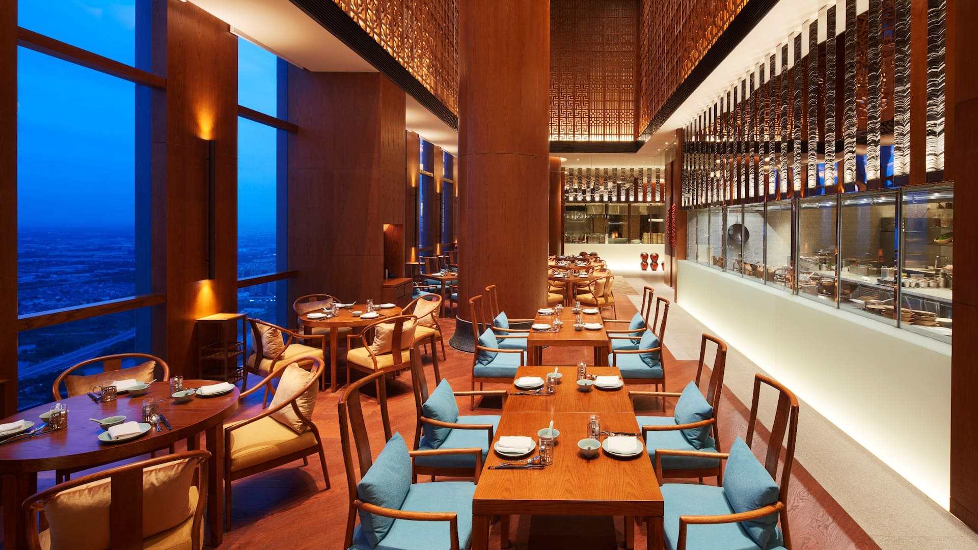 Hyatt Regency Shanghai Jiading Xiang Yue Chinese Restaurant Seating