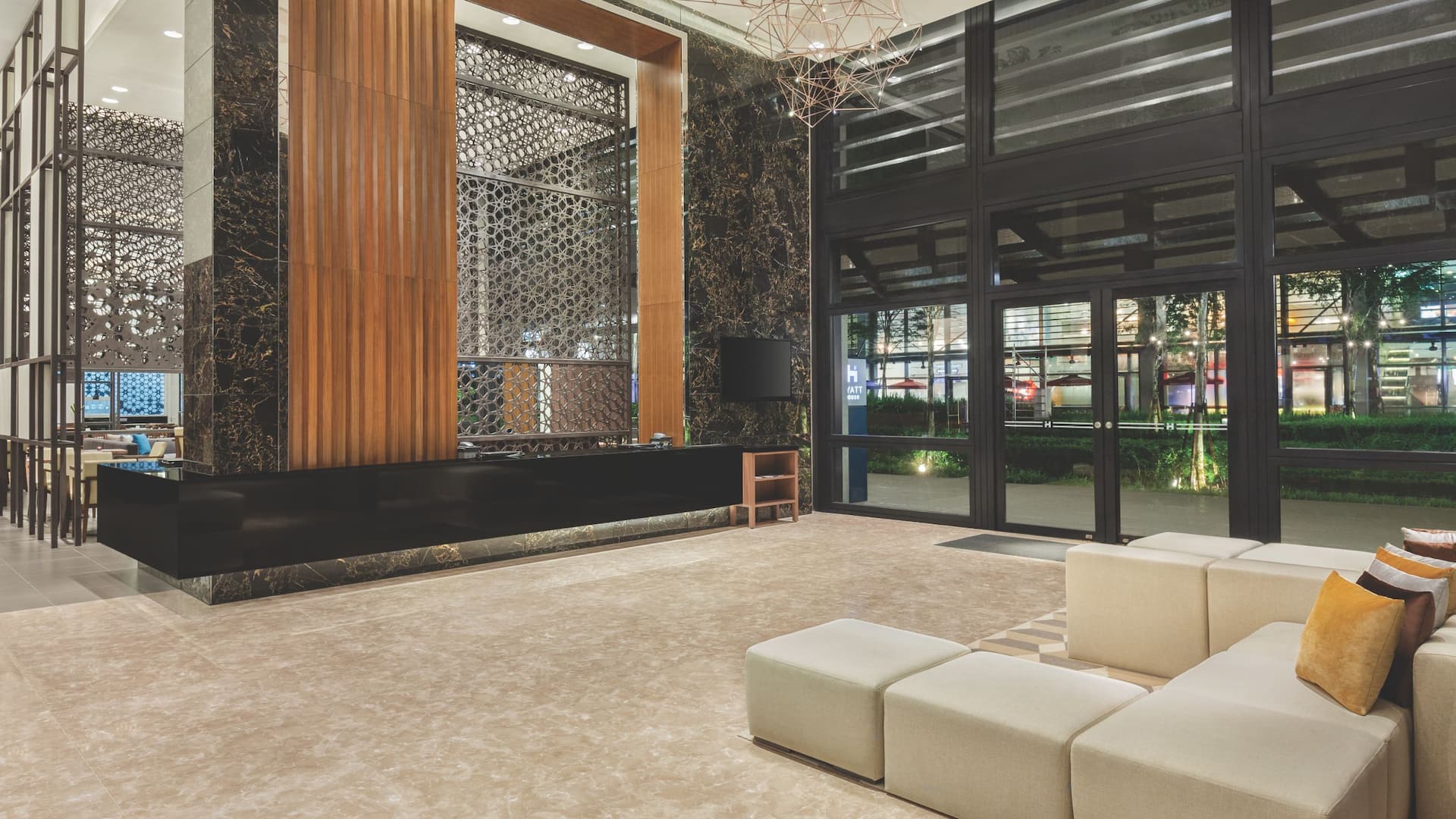 Hyatt House Kuala Lumpur, Mont Kiara Lobby Seating