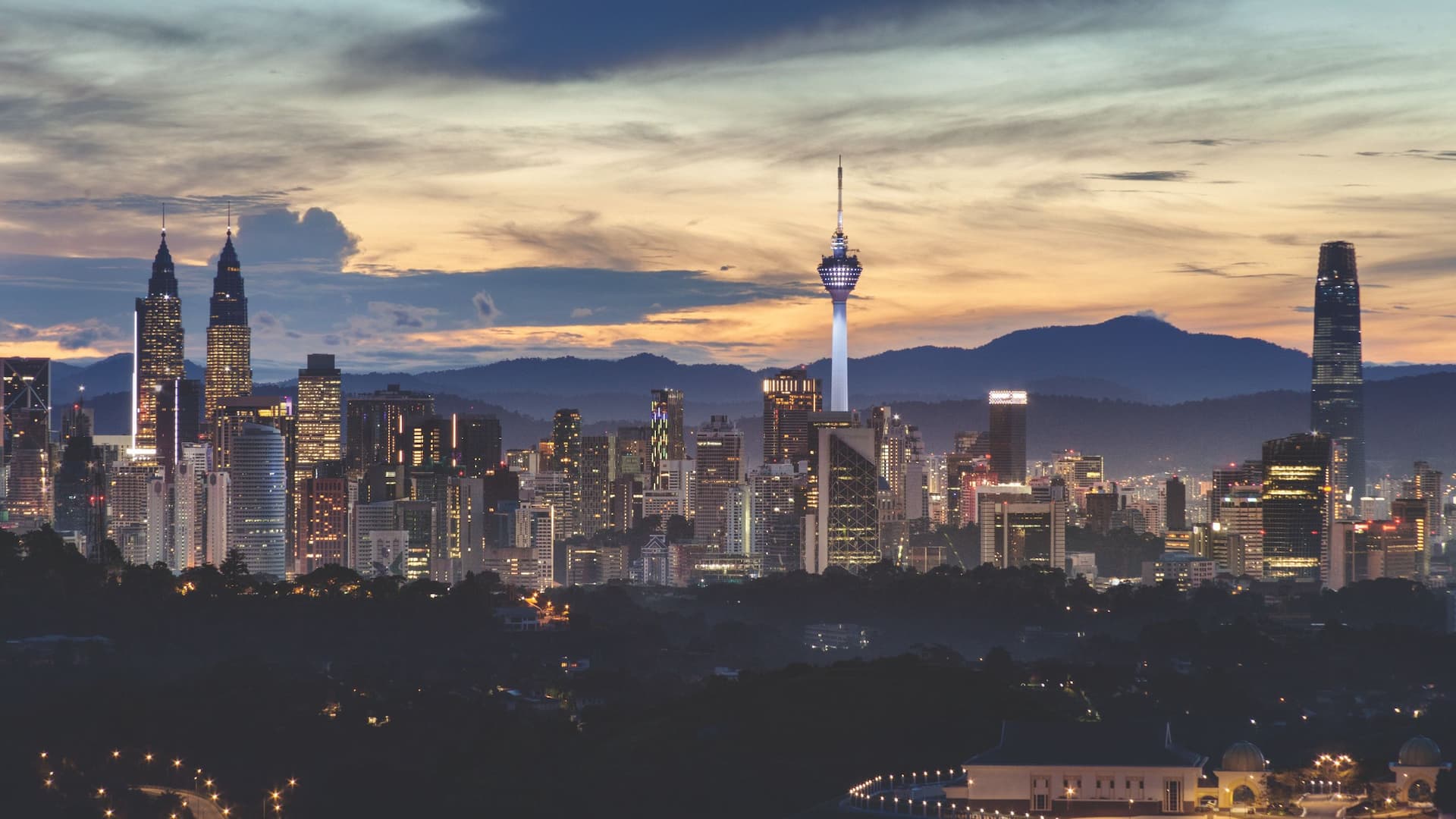 KL Tower Views, Hyatt House Kuala Lumpur, Mont Kiara in Kuala Lumpur