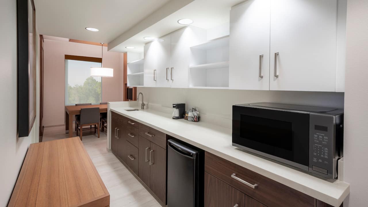 Guestroom Kitchenette Hyatt Place Sandestin at Grand Boulevard