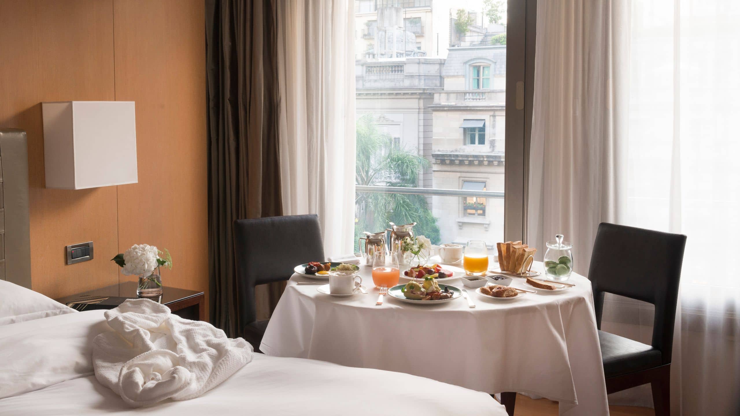 Palacio Duhau - Park Hyatt Buenos Aires Room Service Breakfast
