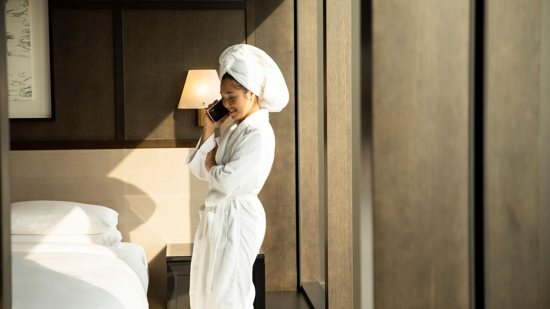 Grand Hyatt Seoul Executive Suite Bedroom Guest