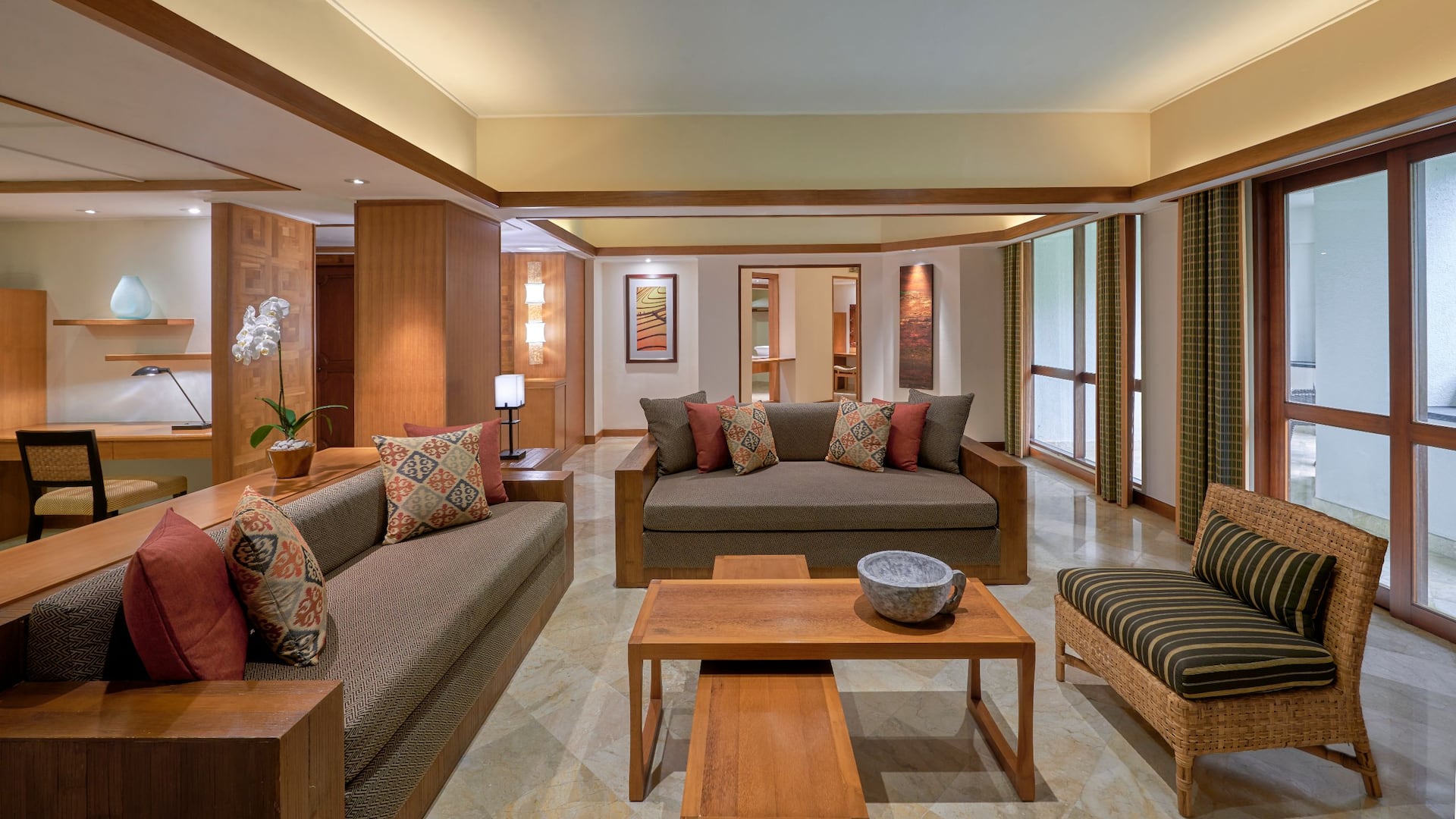 2 de 3 Grand Hyatt Bali Club Executive Living Room