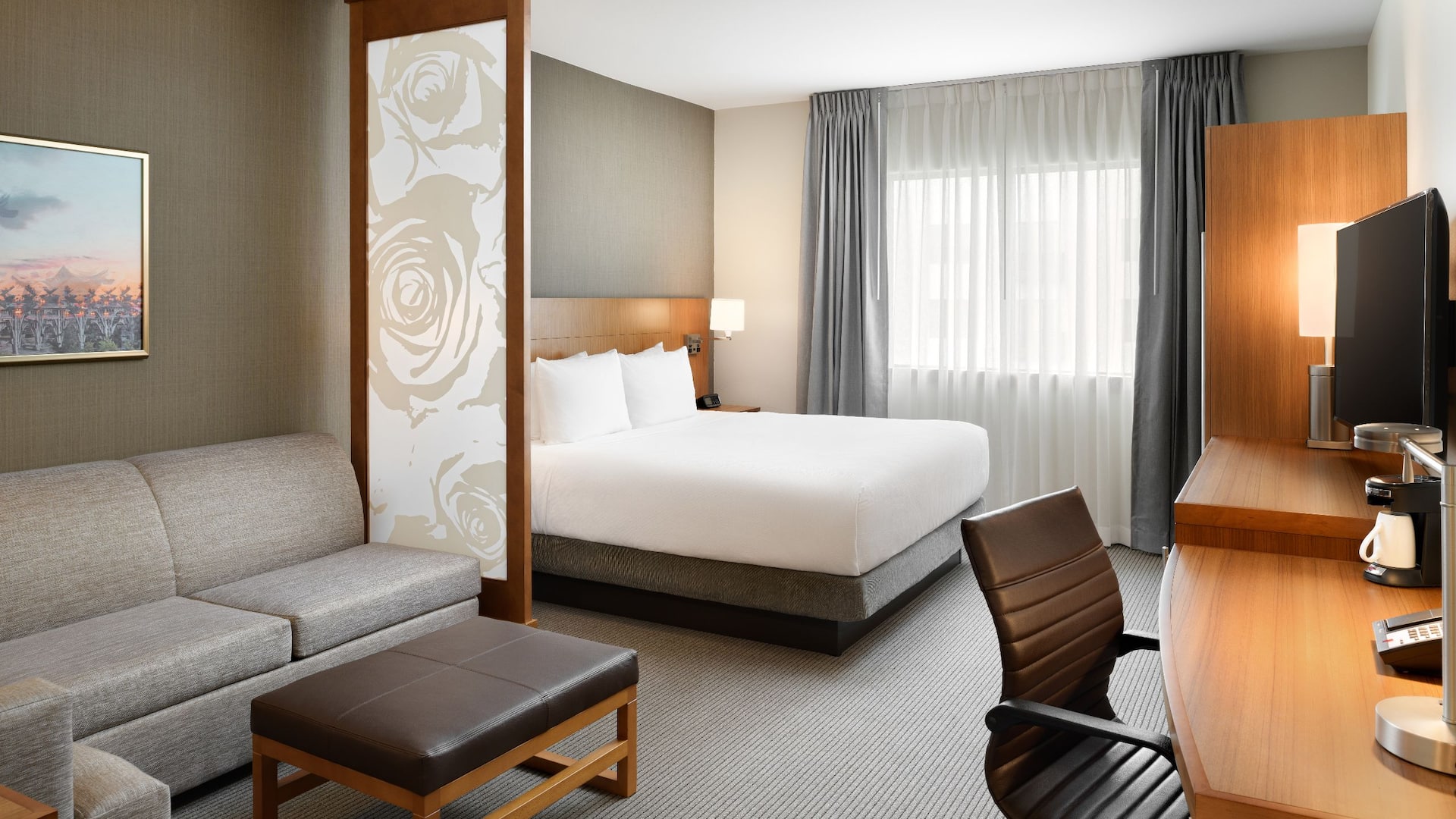 Hyatt Place Pasadena King Guestroom