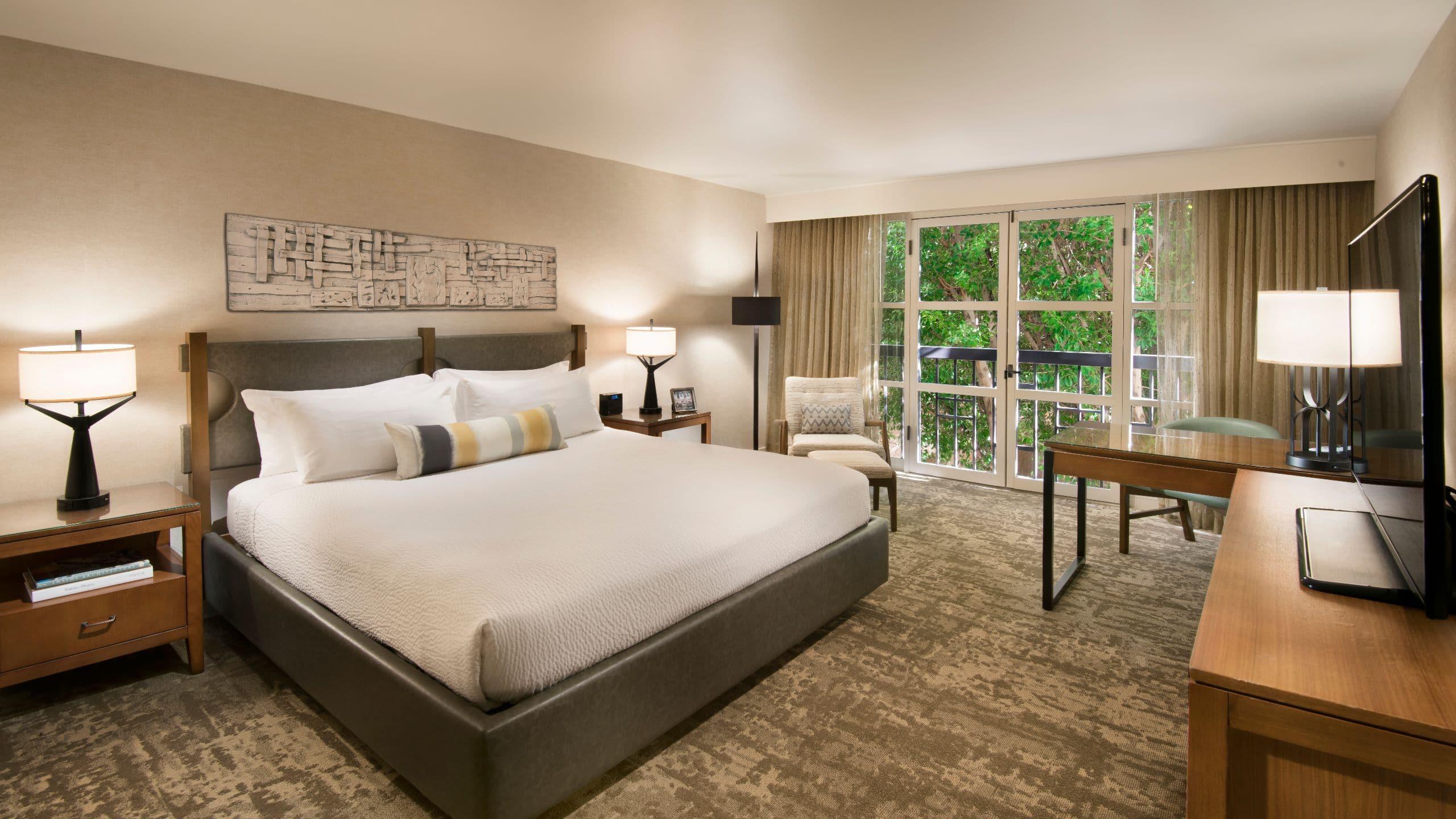 Tempe Mission Palms Guest Room