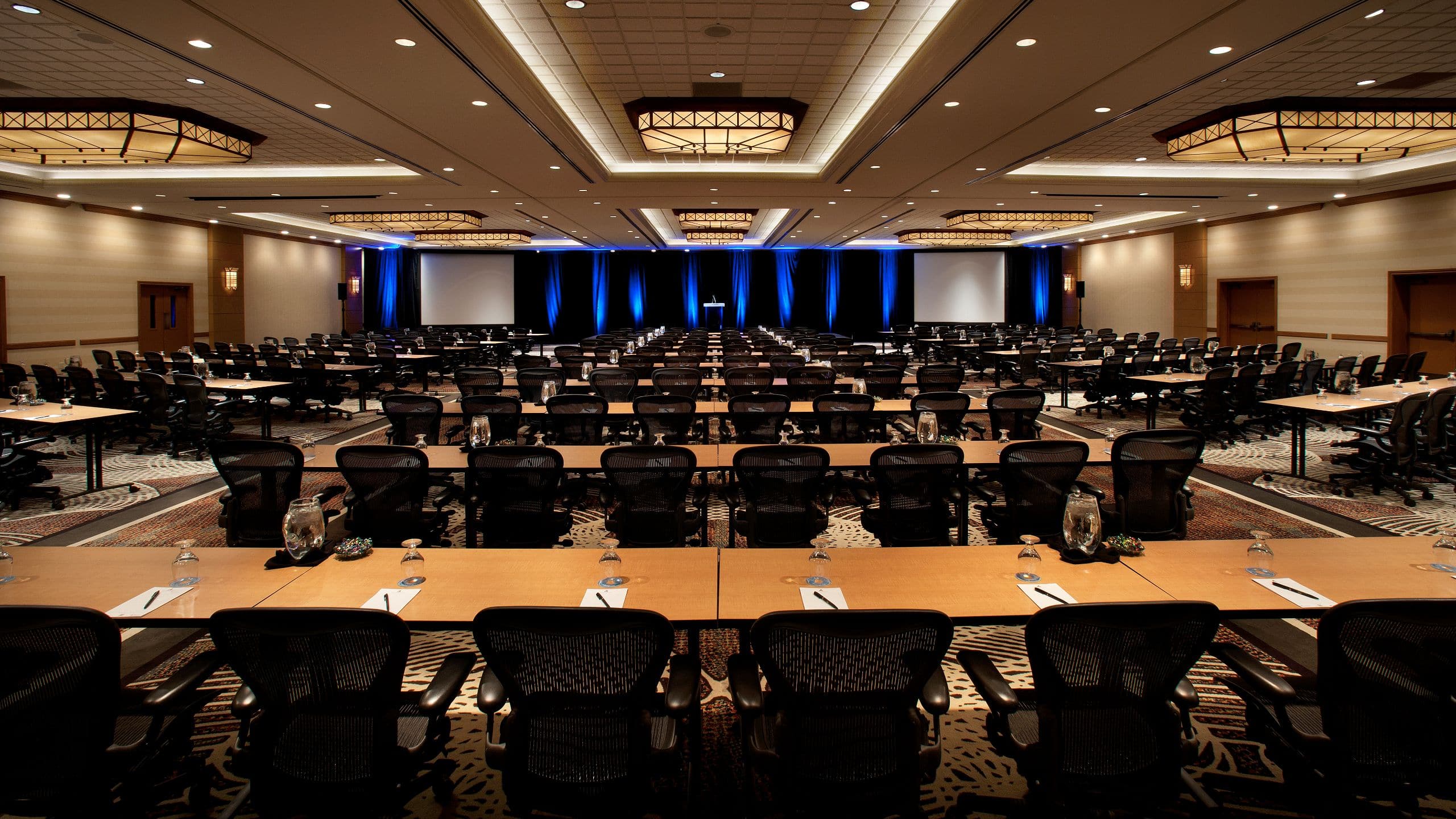 Tempe Mission Palms Meeting Room
