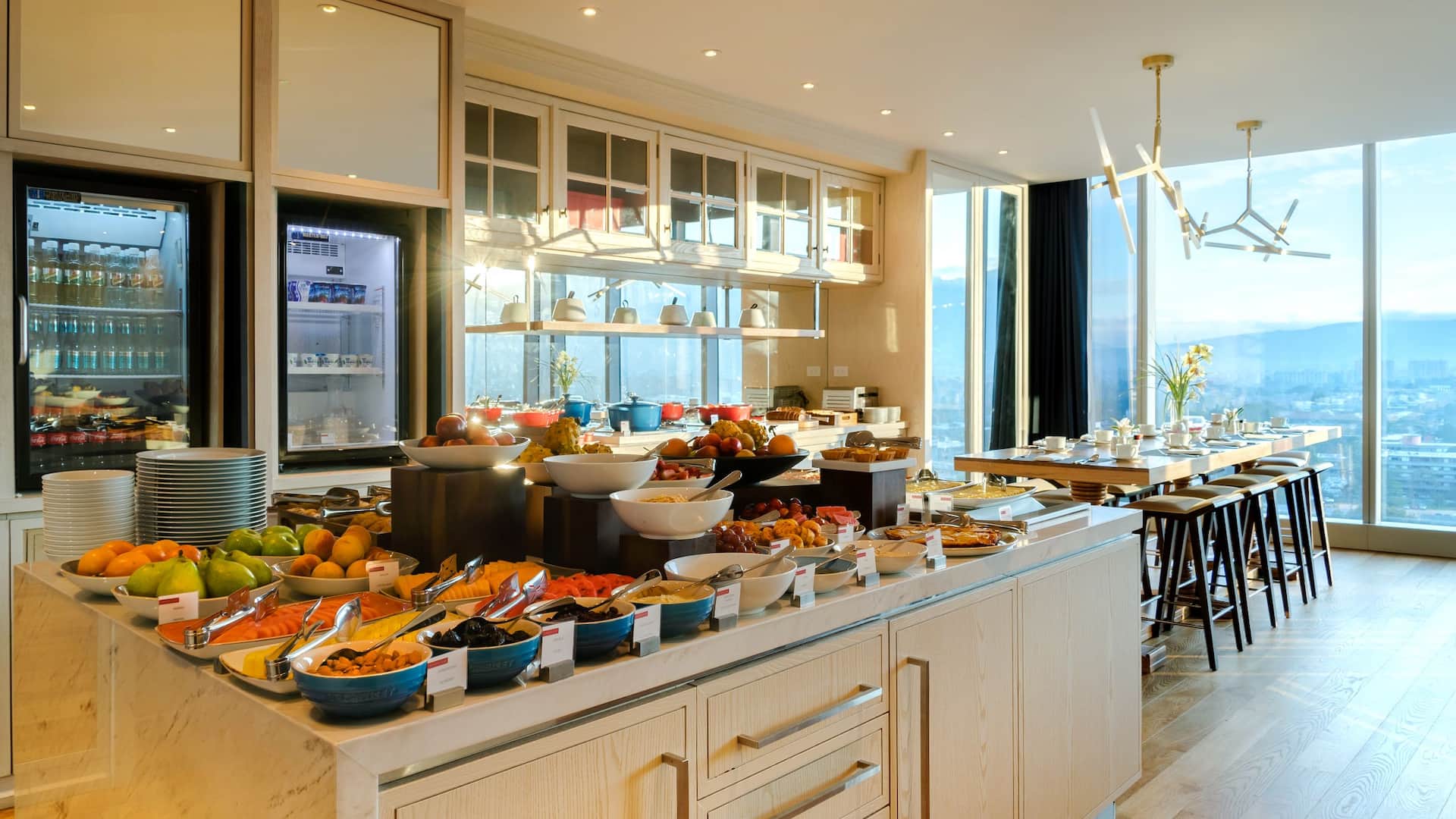 Grand Hyatt Bogotá Breakfast Buffet and Seating