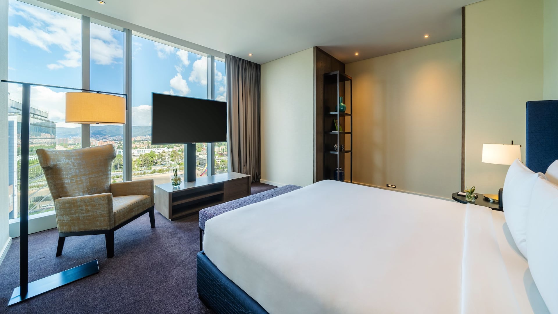 Grand Hyatt Bogotá Diplomatic Suite Bedroom