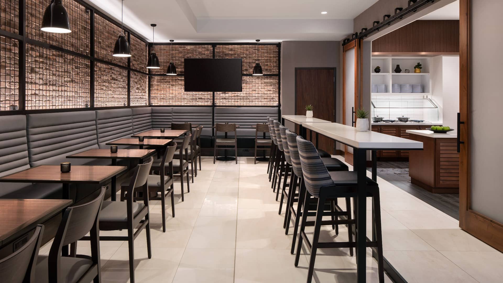 Hyatt Place San Francisco / Downtown Breakfast Seating