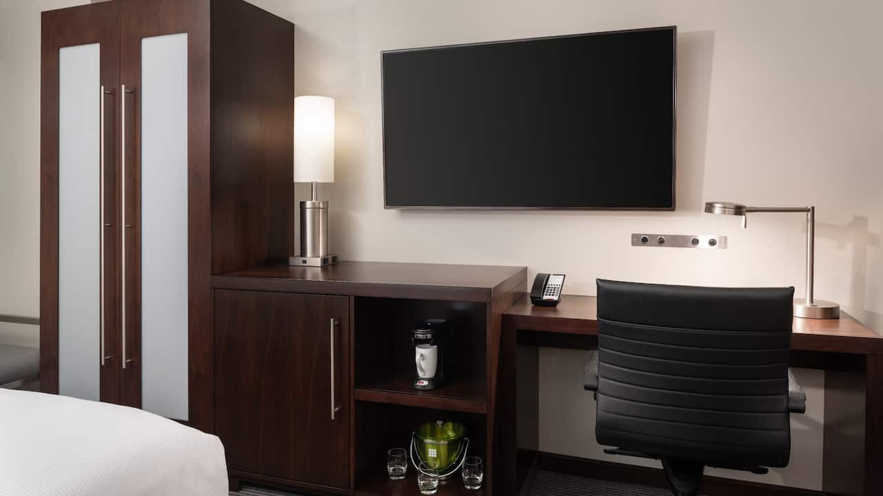 Guest Room Desk