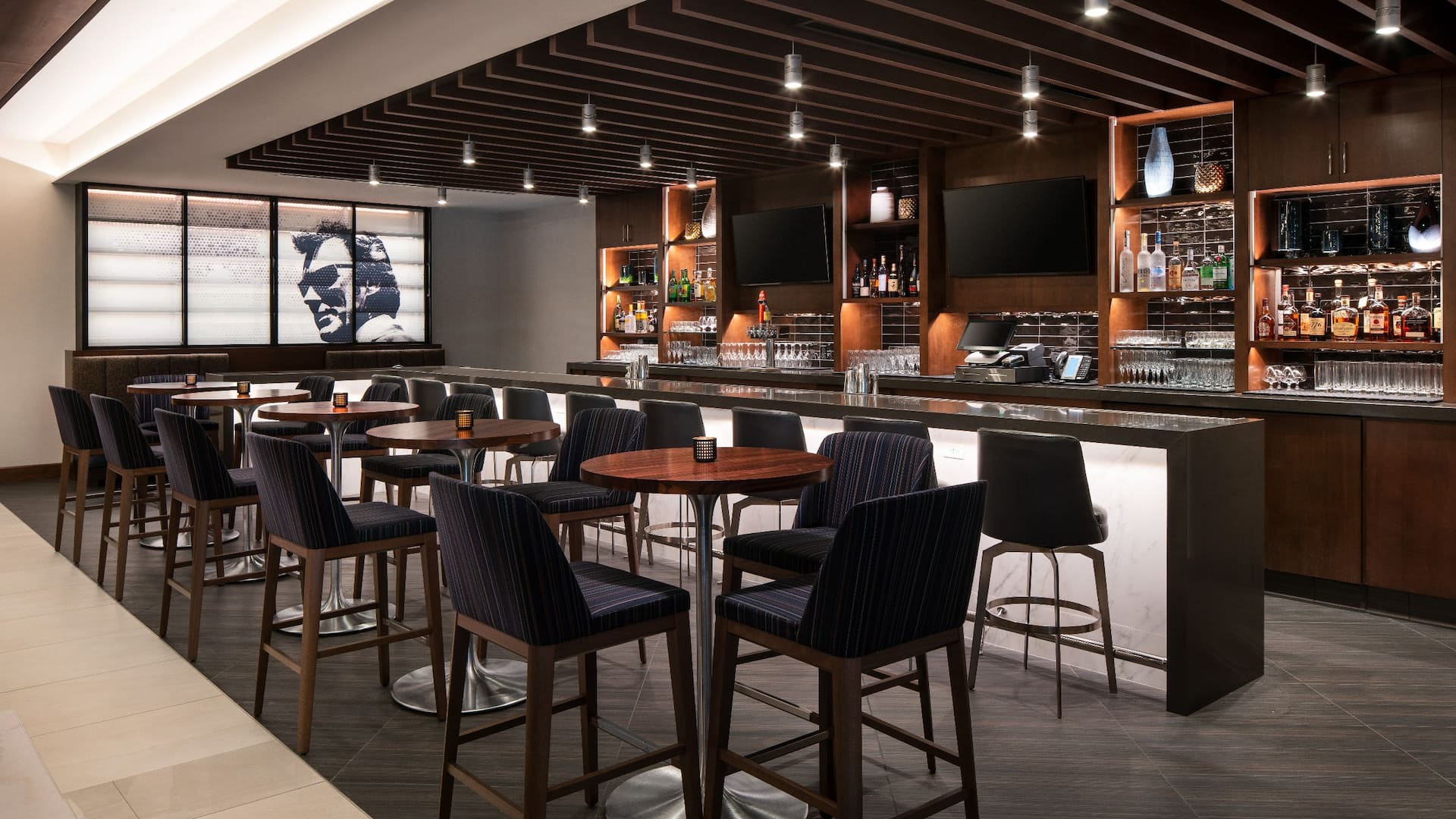 Hyatt Place San Francisco / Downtown Lobby Bar