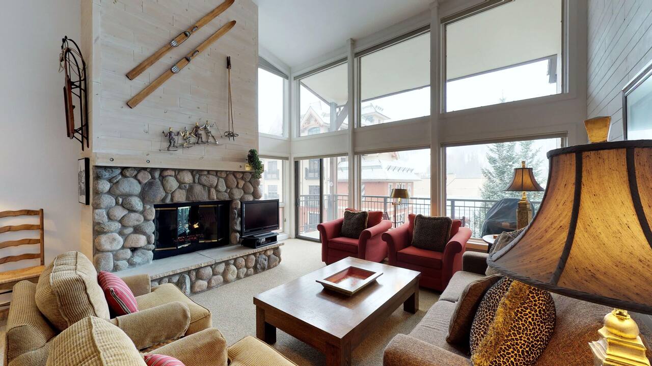 412 living room 