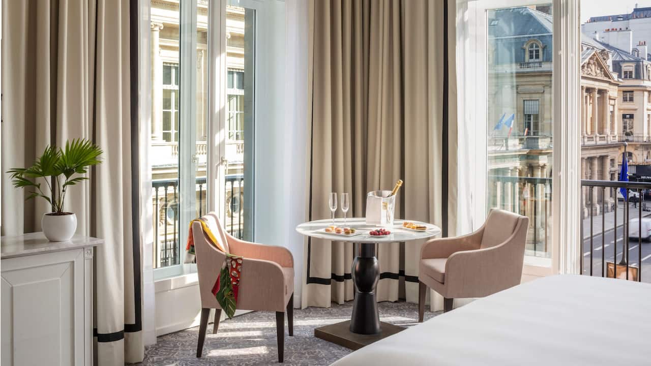 Palais Royal Suite Special Welcome Hotel du Louvre Paris