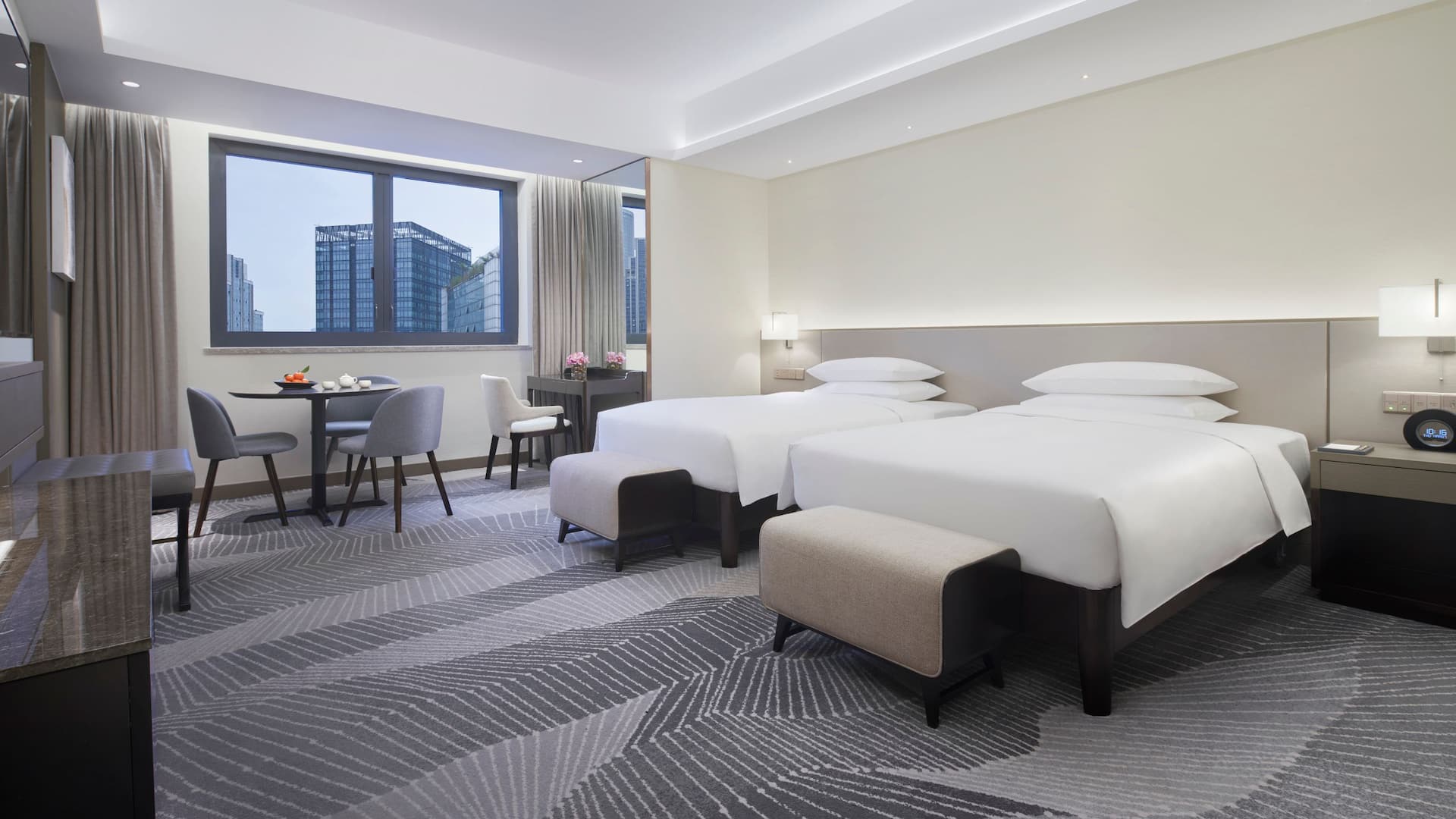Hyatt Regency Metropolitan Chongqing Twin Beds Deluxe Room