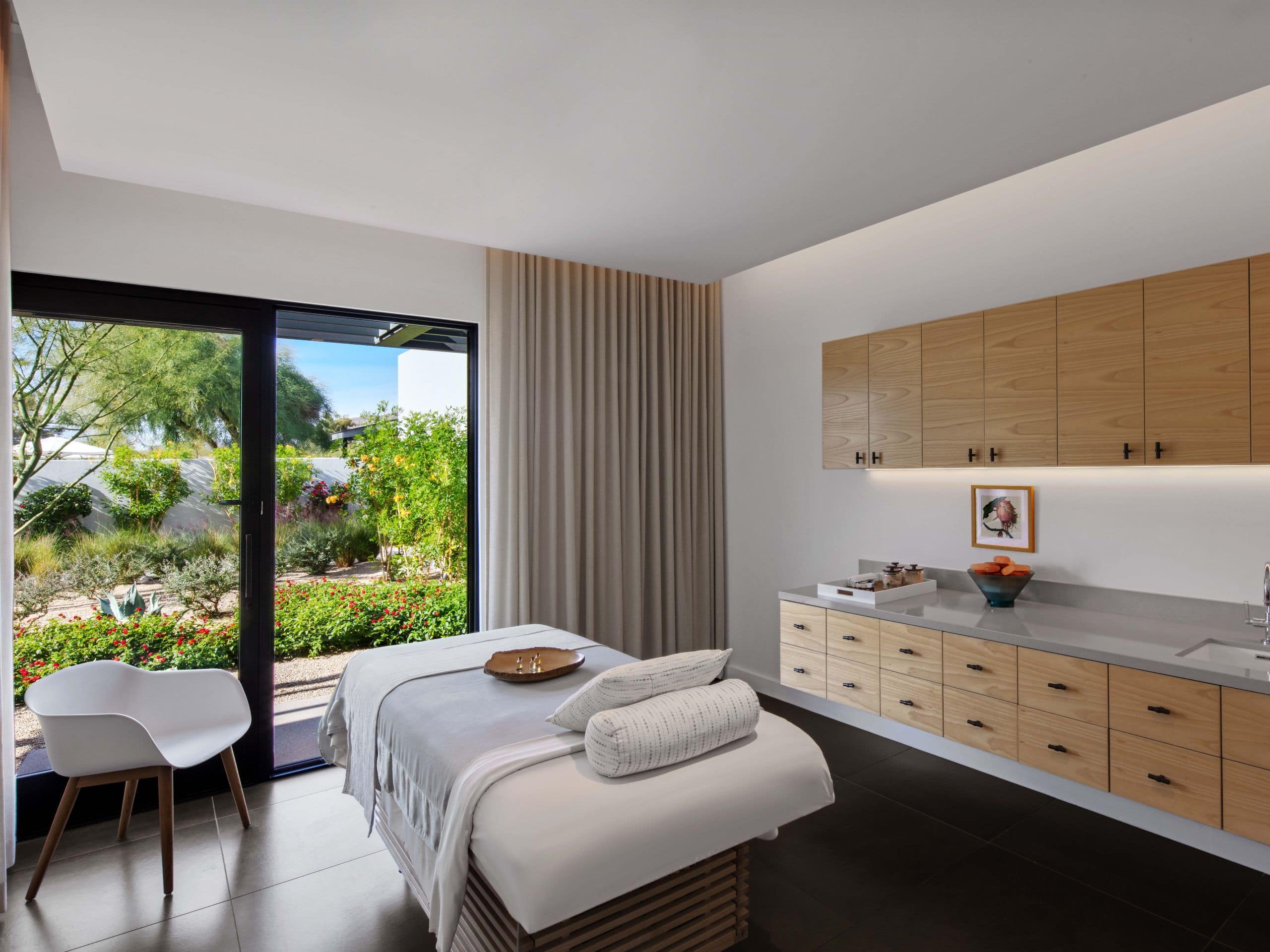 Andaz Scottsdale Resort & Bungalows Spa Massage Room