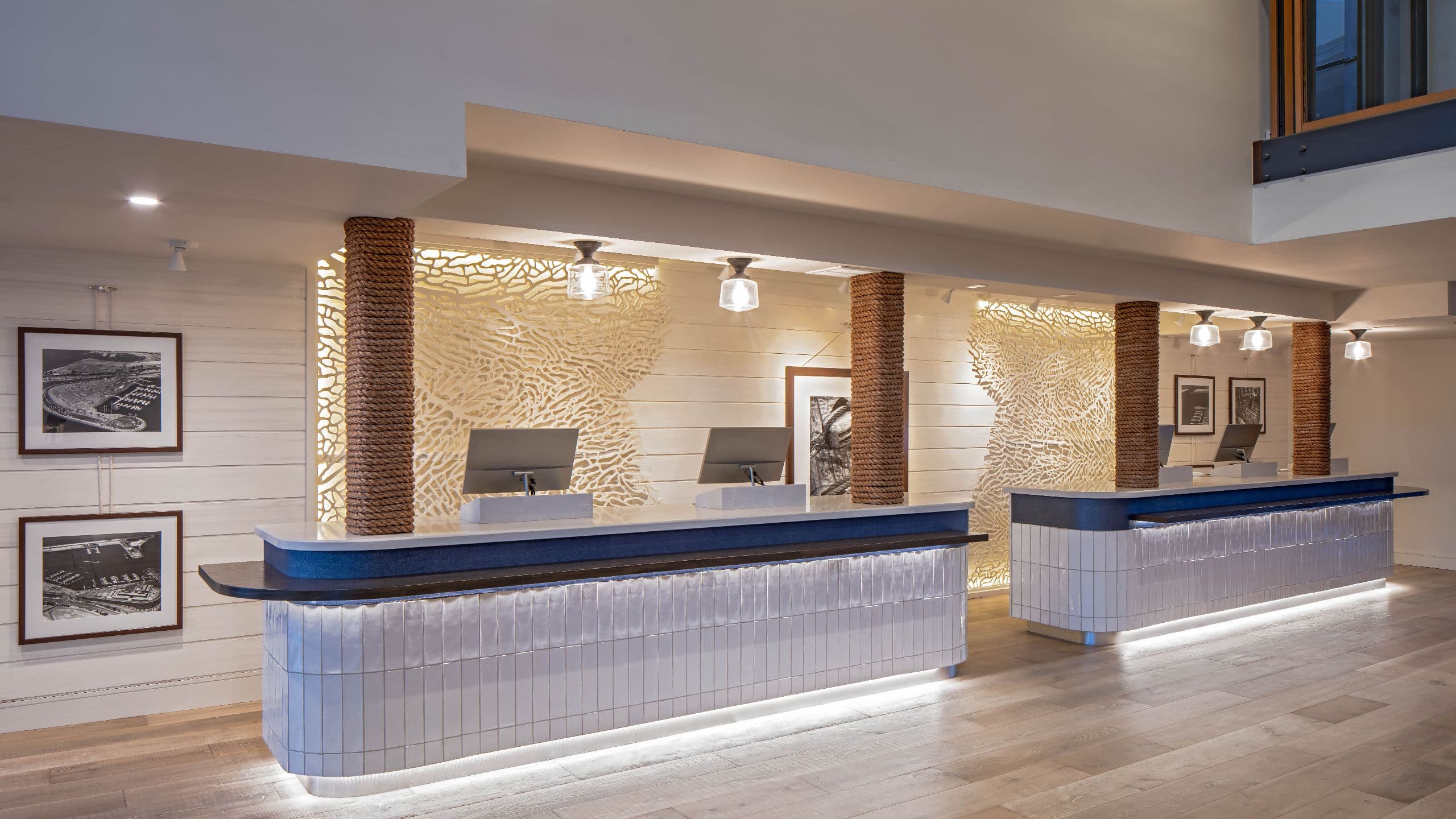 Hyatt Regency Mission Bay Spa and Marina Front Desk