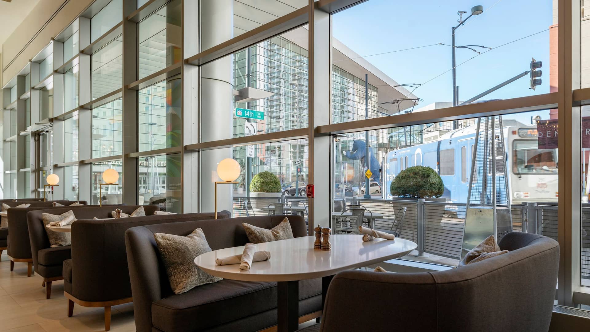 Hyatt Regency Denver at Colorado Convention Center Dining Room