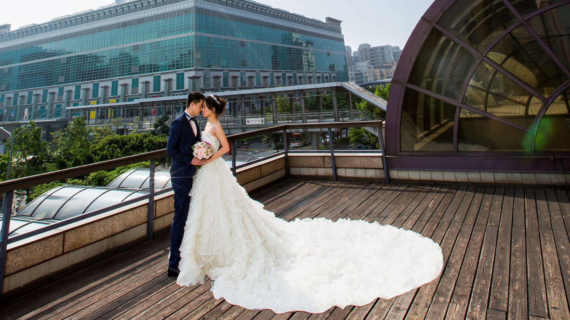 第 1，共 1 Grand Hyatt Taipei Wedding Couple Taipei 101 Terrace
