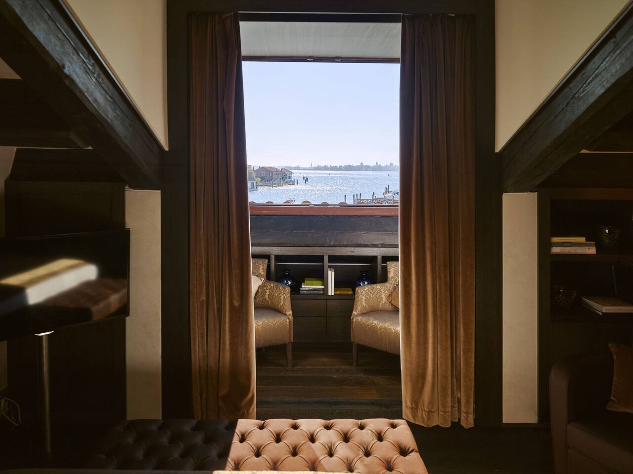 Riva Suite With Canal View
