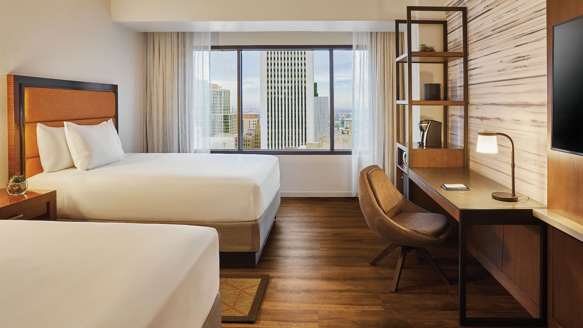 Hyatt Regency Phoenix Guestroom