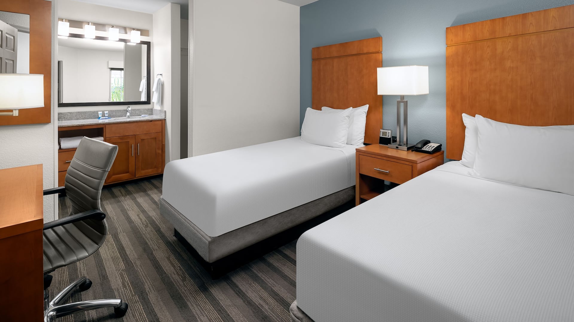 Hyatt House Scottsdale/Old Town Twin Bedroom