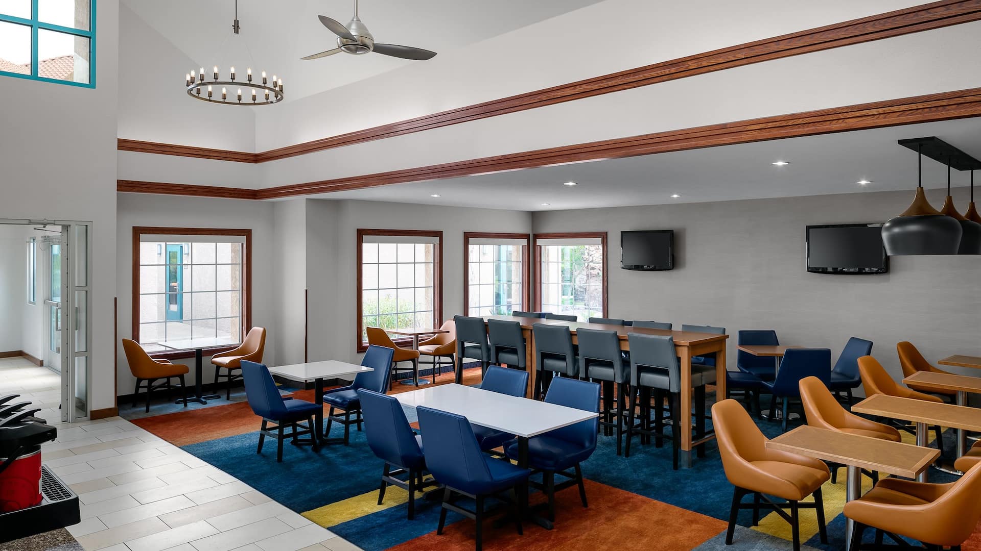 Hyatt House Scottsdale/Old Town Breakfast Area