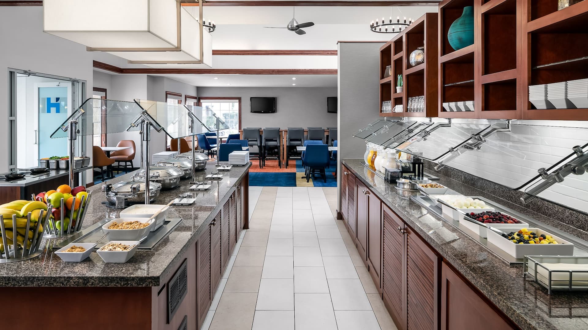 Scottsdale Hotel With Breakfast Hyatt House Scottsdale Old Town scottsdale-hotel-with-breakfast-hyatt-house-scottsdale-old-town