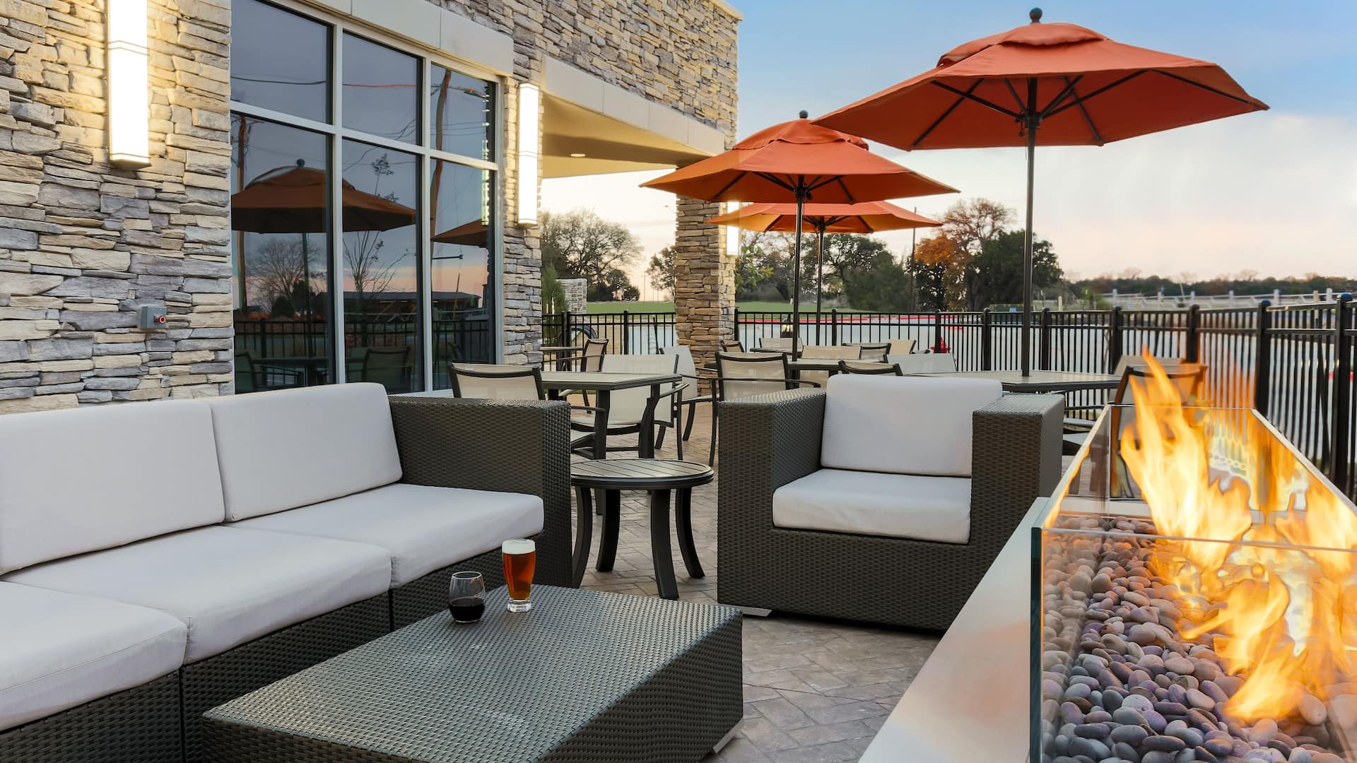 Hyatt Place Austin / Cedar Park Patio