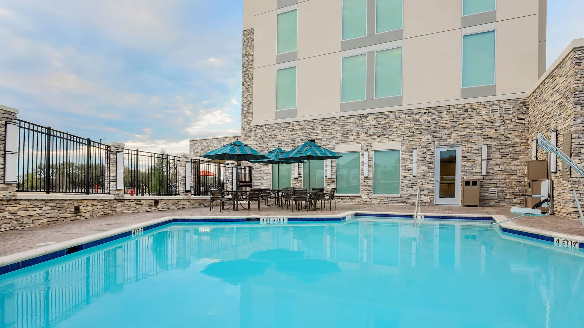 Hyatt Place Austin / Cedar Park Pool