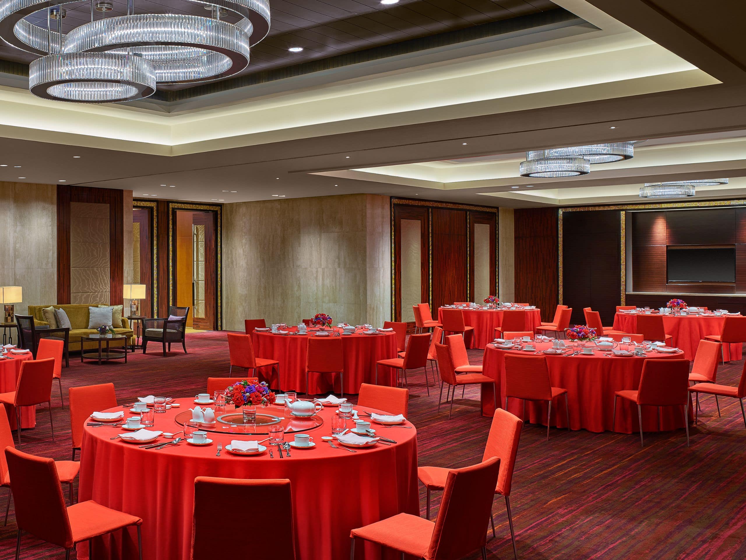 Grand Hyatt Manila - Add timeless elegance to your event in this landmark hotel with an array of indoor and outdoor event spaces.