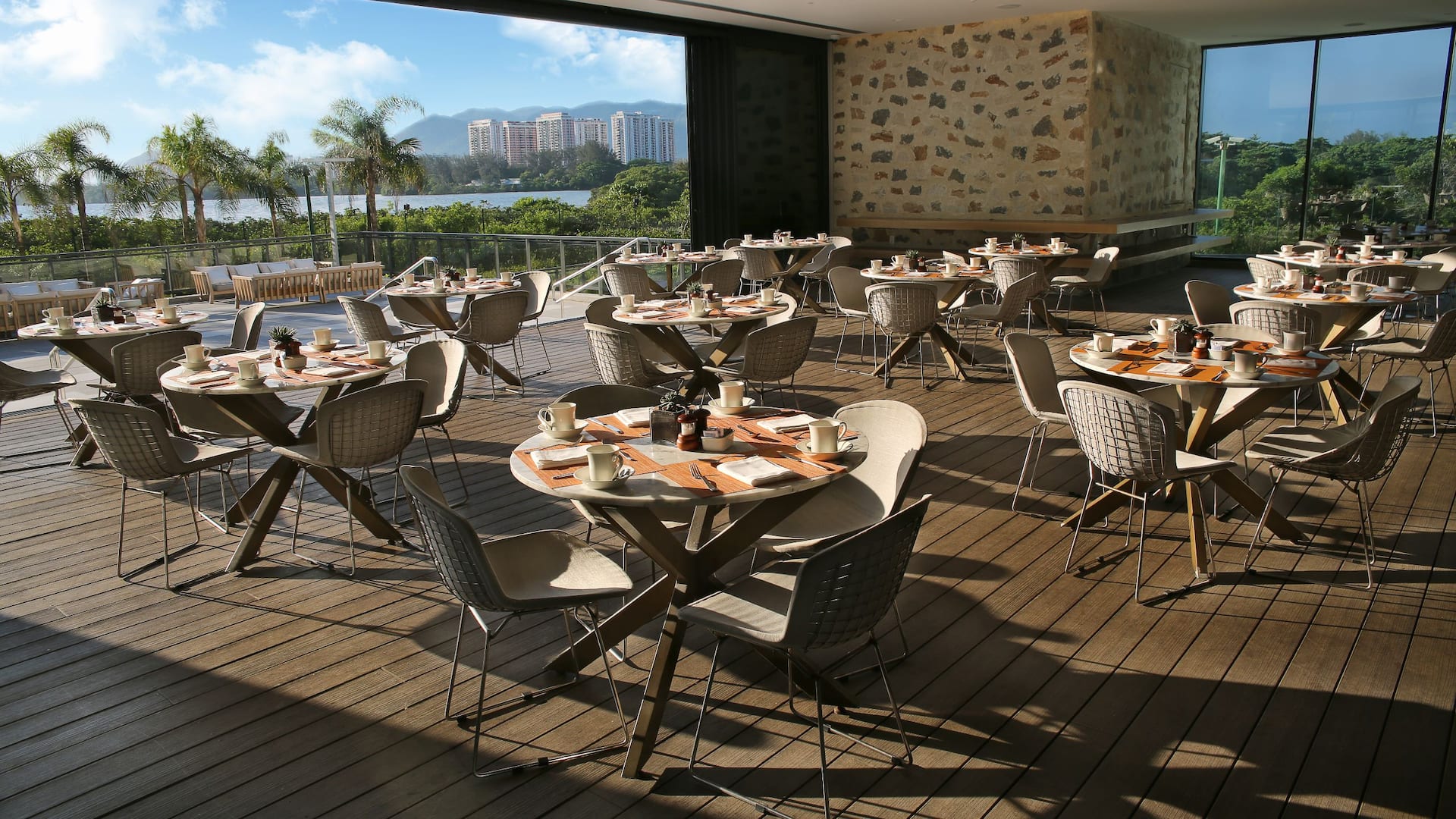 1 de 6 Grand Hyatt Rio de Janeiro Tano Balcony Seating