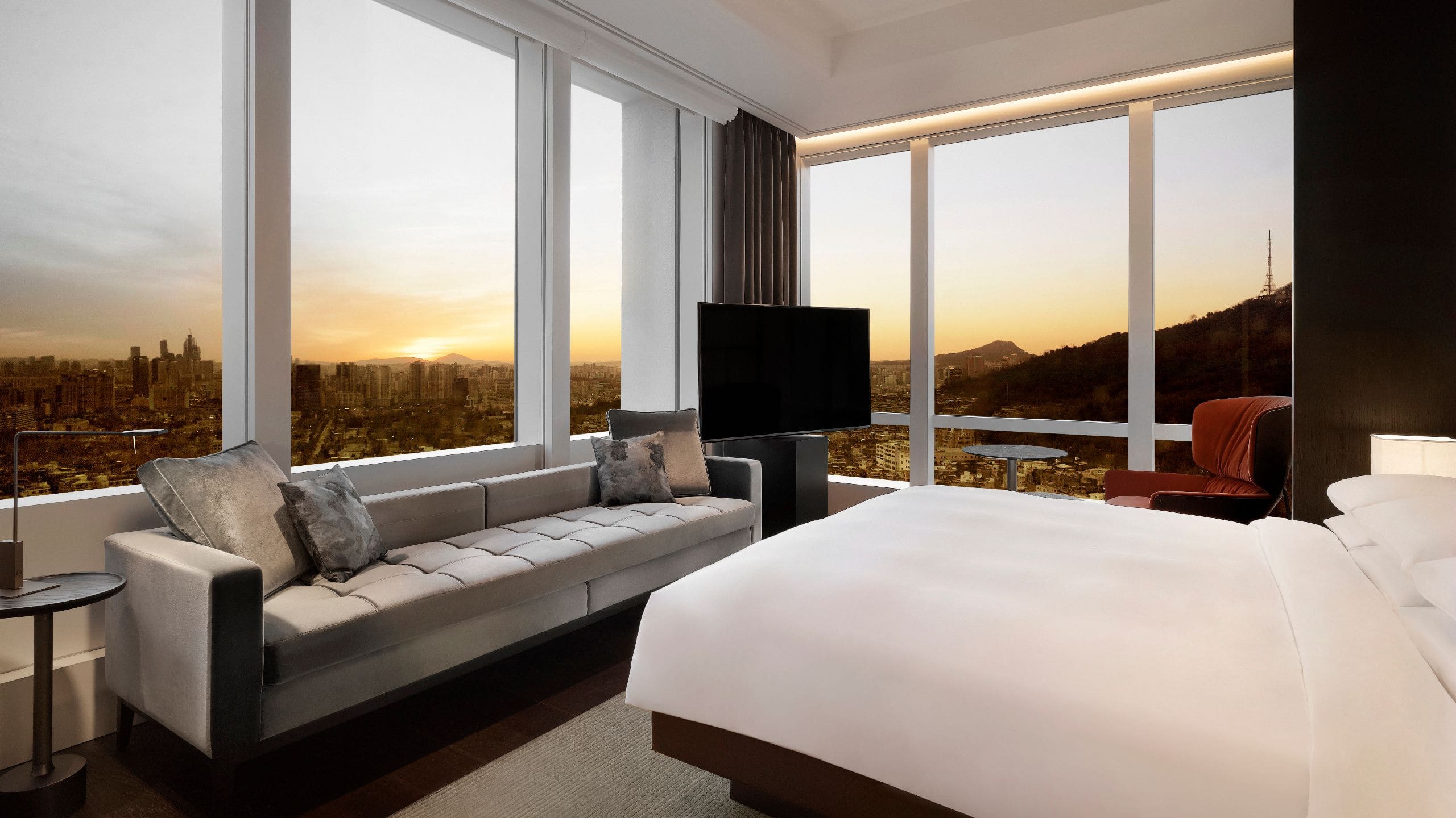Hotel In Seoul With Luxury 5 Star Accommodations Grand - 