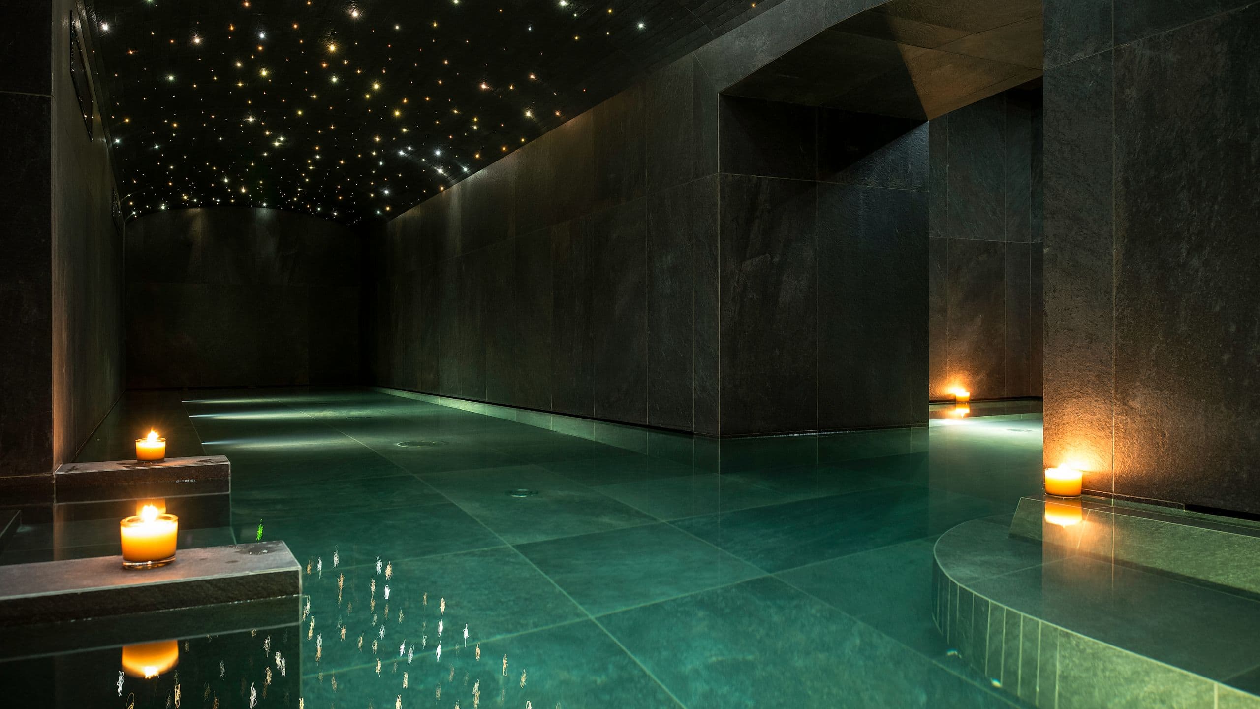 Hyatt Centric Milan Centrale Spa Roman Bath Lights