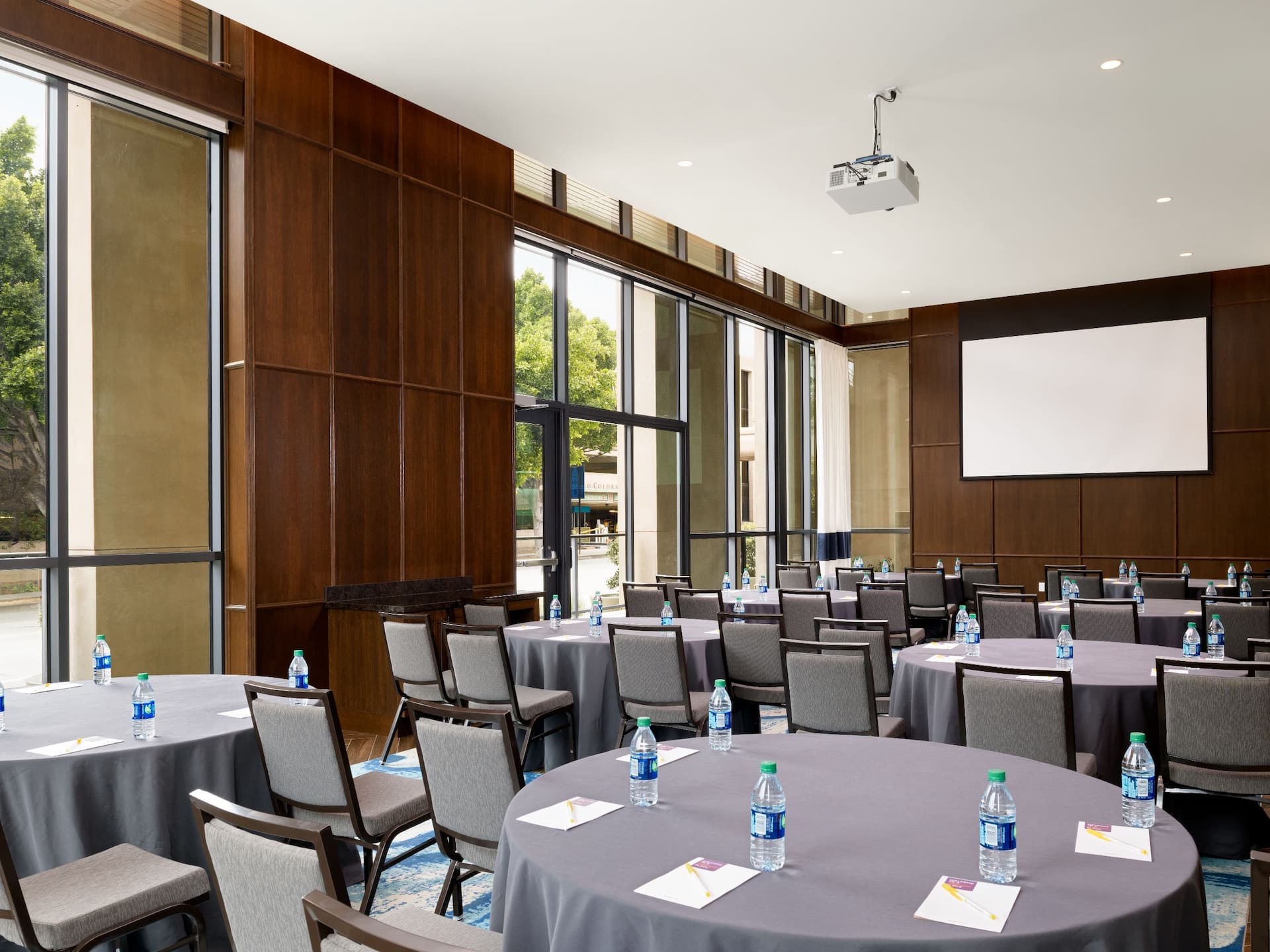 Hyatt Place Pasadena Meeting Round Tables