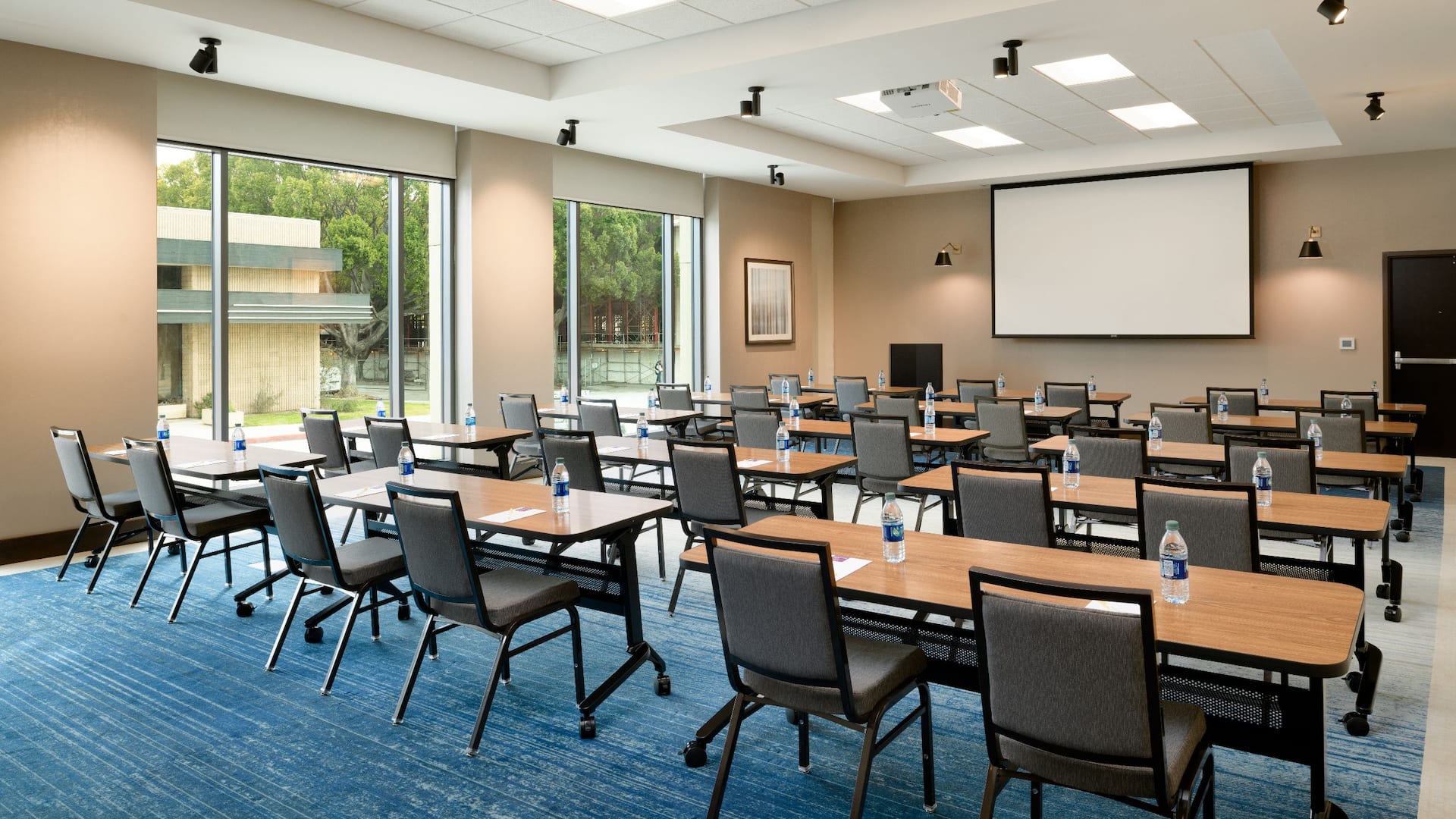 Hyatt Place Pasadena Meeting Room