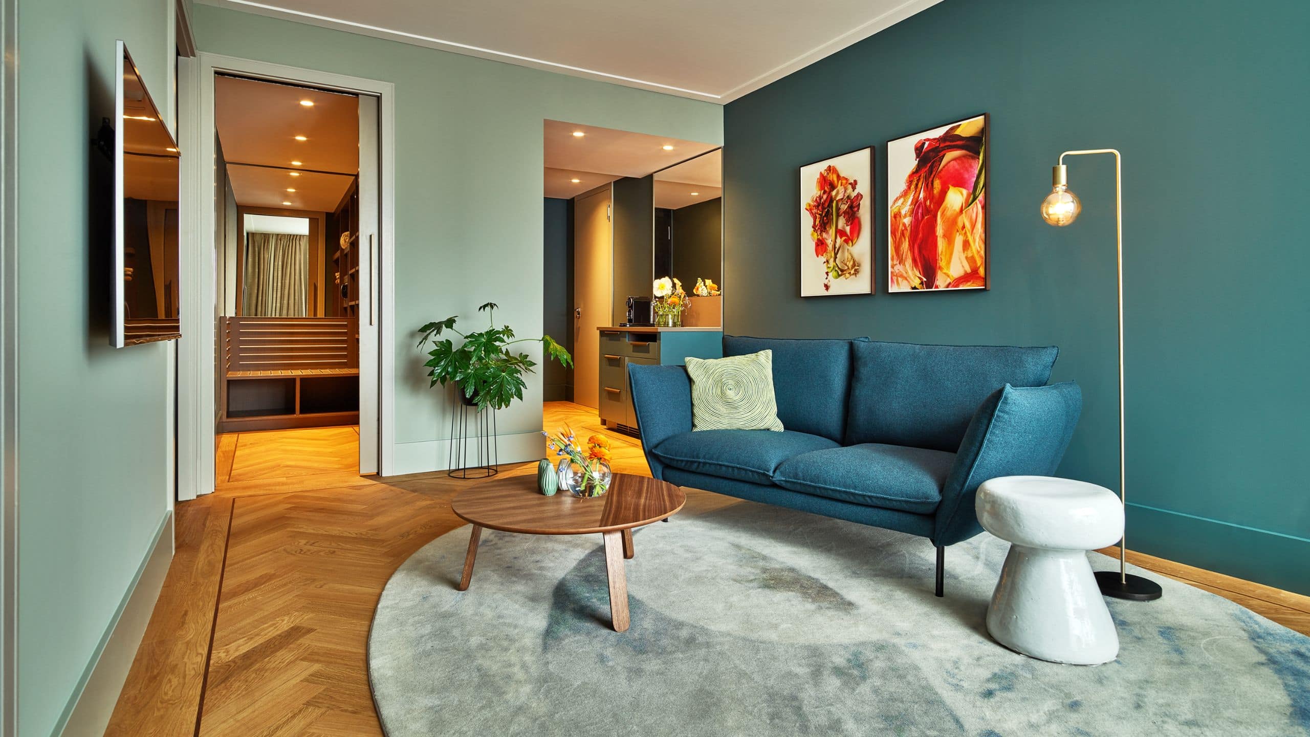 Hyatt Regency Amsterdam Regency Suite Living Area